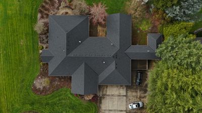 Onyx Black | Roof Replacement in Vancouver, WA 98685