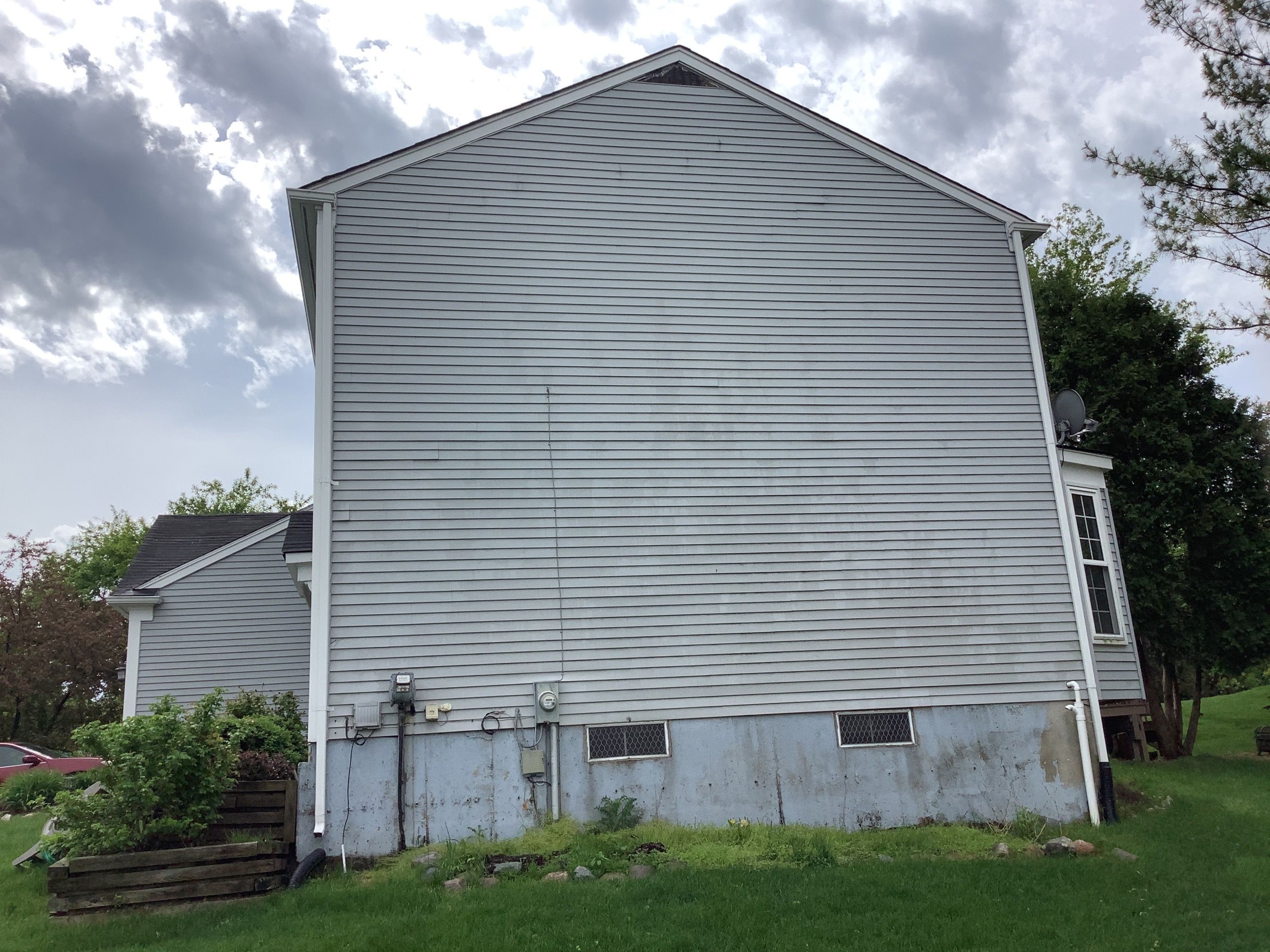 Siding Replacement using Certainteed Restoration Classic D4 Midnight Blue by 180 Contractors