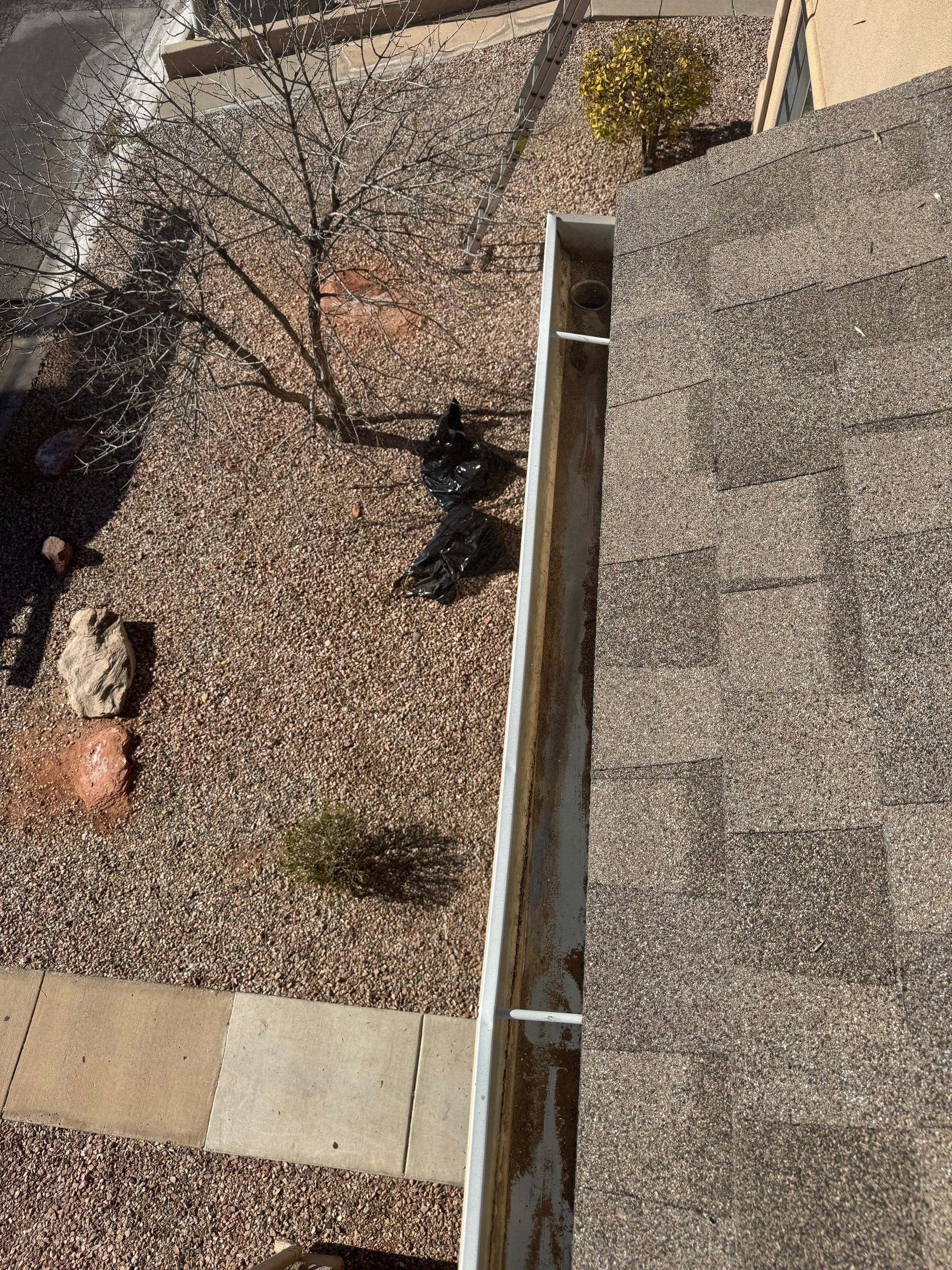 Commercial gutter cleaning Henderson, NV after photo with clean gutters