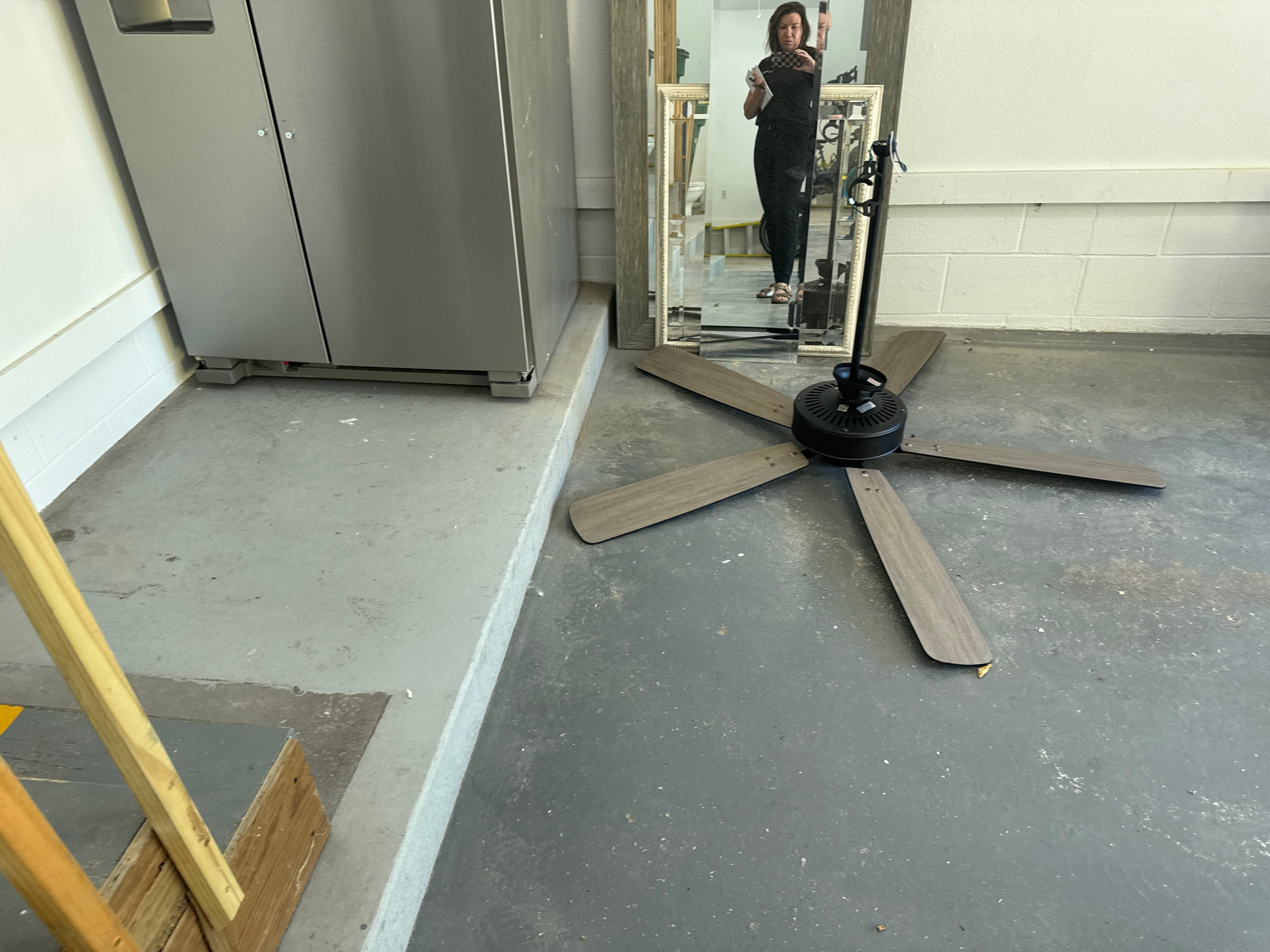 Garage Floor Coating and Repair in Urbandale by Revival Concrete Coatings