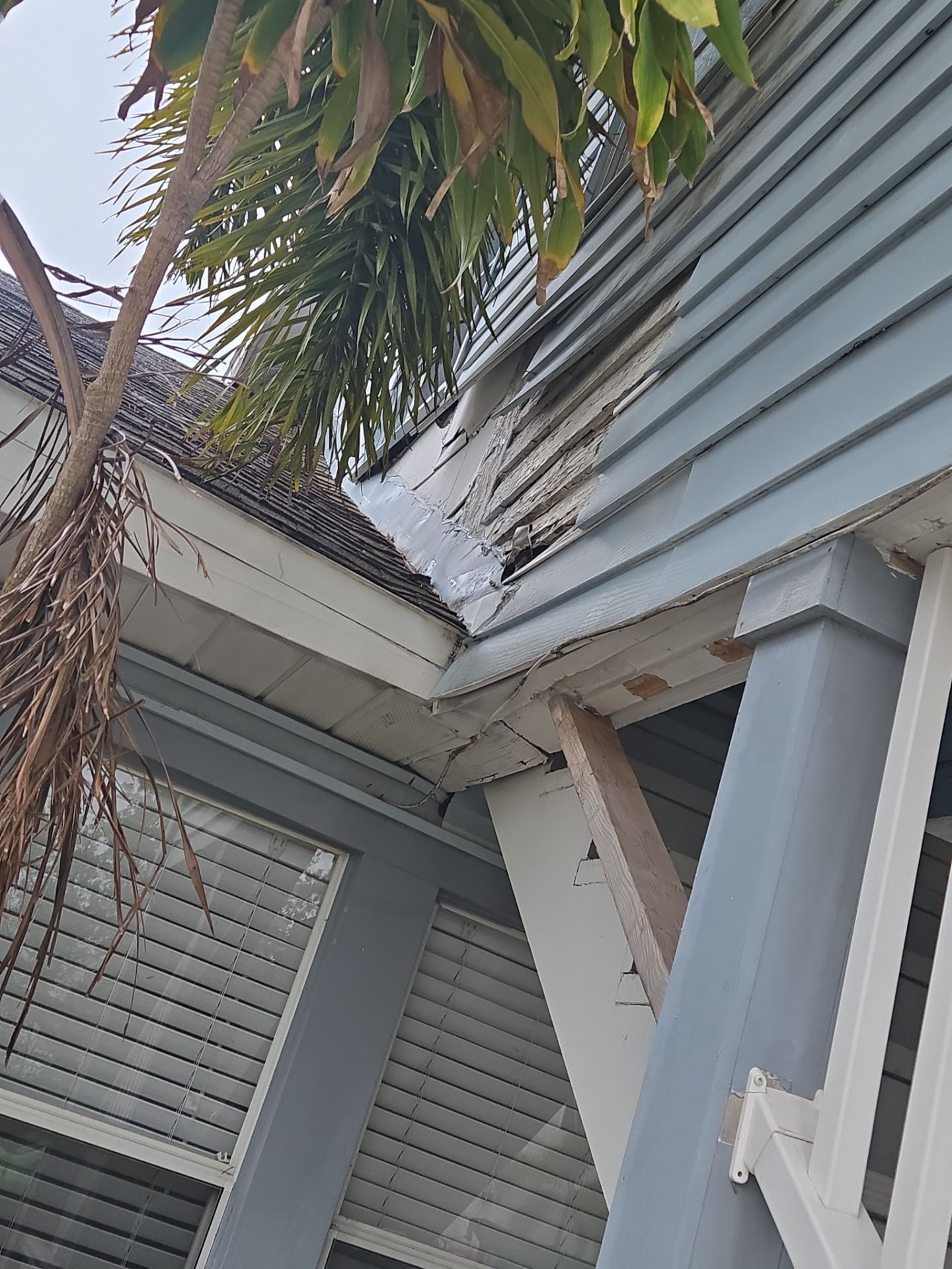 Project in St. Petersburg 33702 by Mitchell Roofing Company LLC