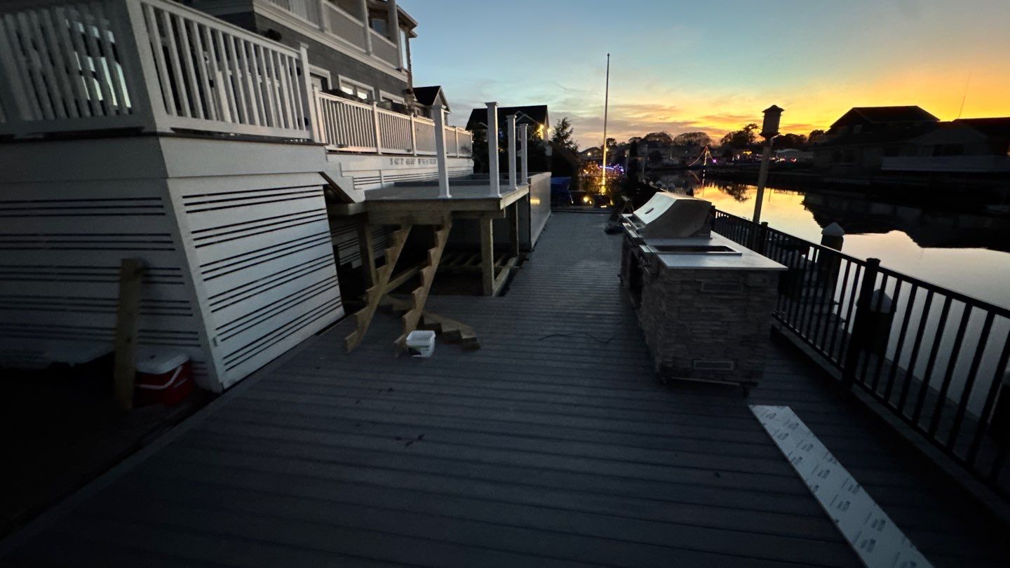 New Deck using Deckorators Venture - Color Saltwater by deck guardian