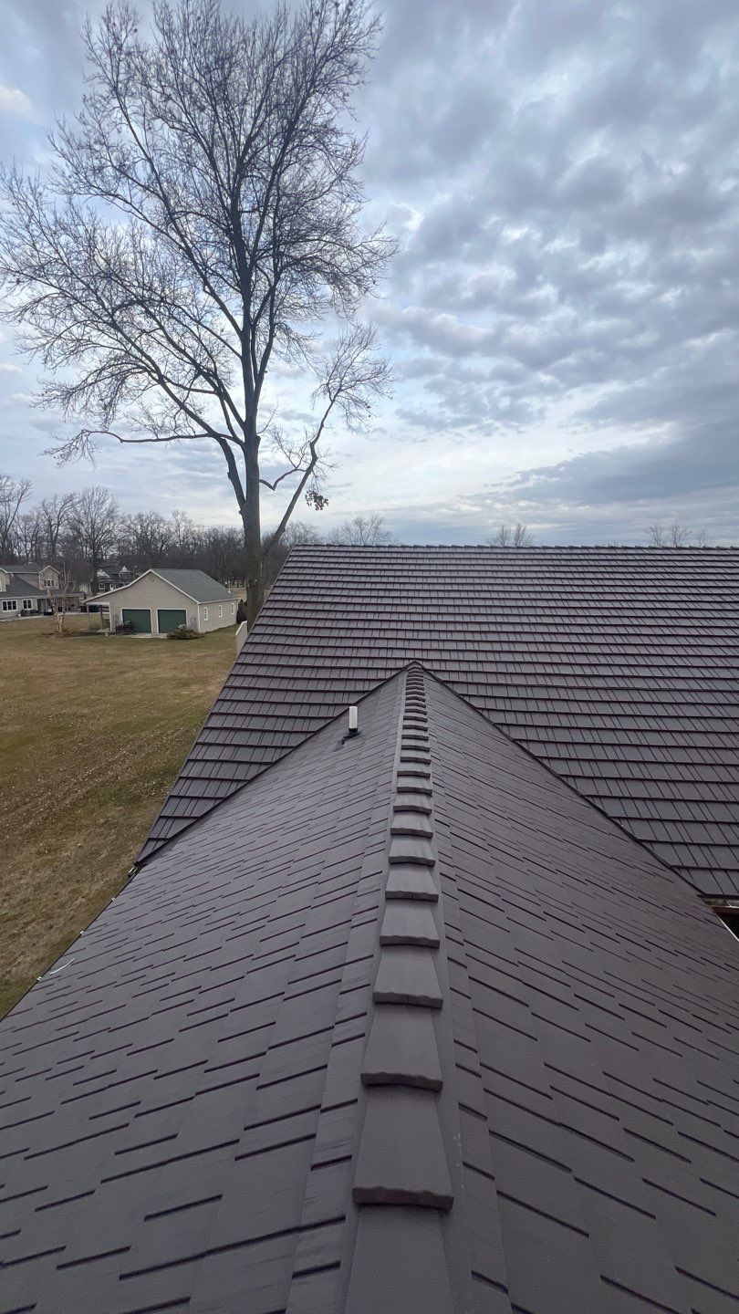 Residential Roofing Installation using Great American Shake - Mustang Brown by Nitro Roofing and Construction