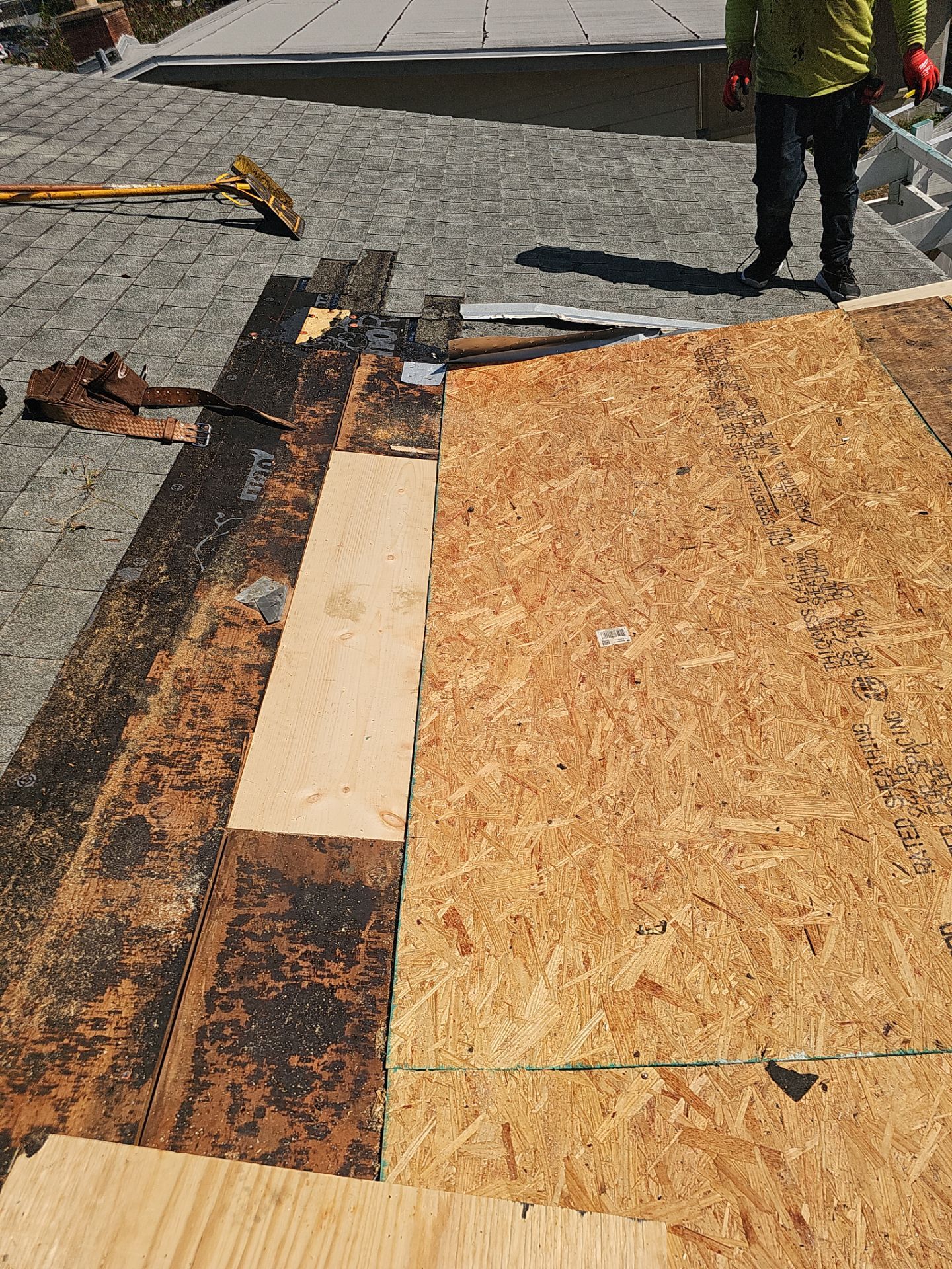 Project in St. Petersburg 33709 by Mitchell Roofing Company LLC 