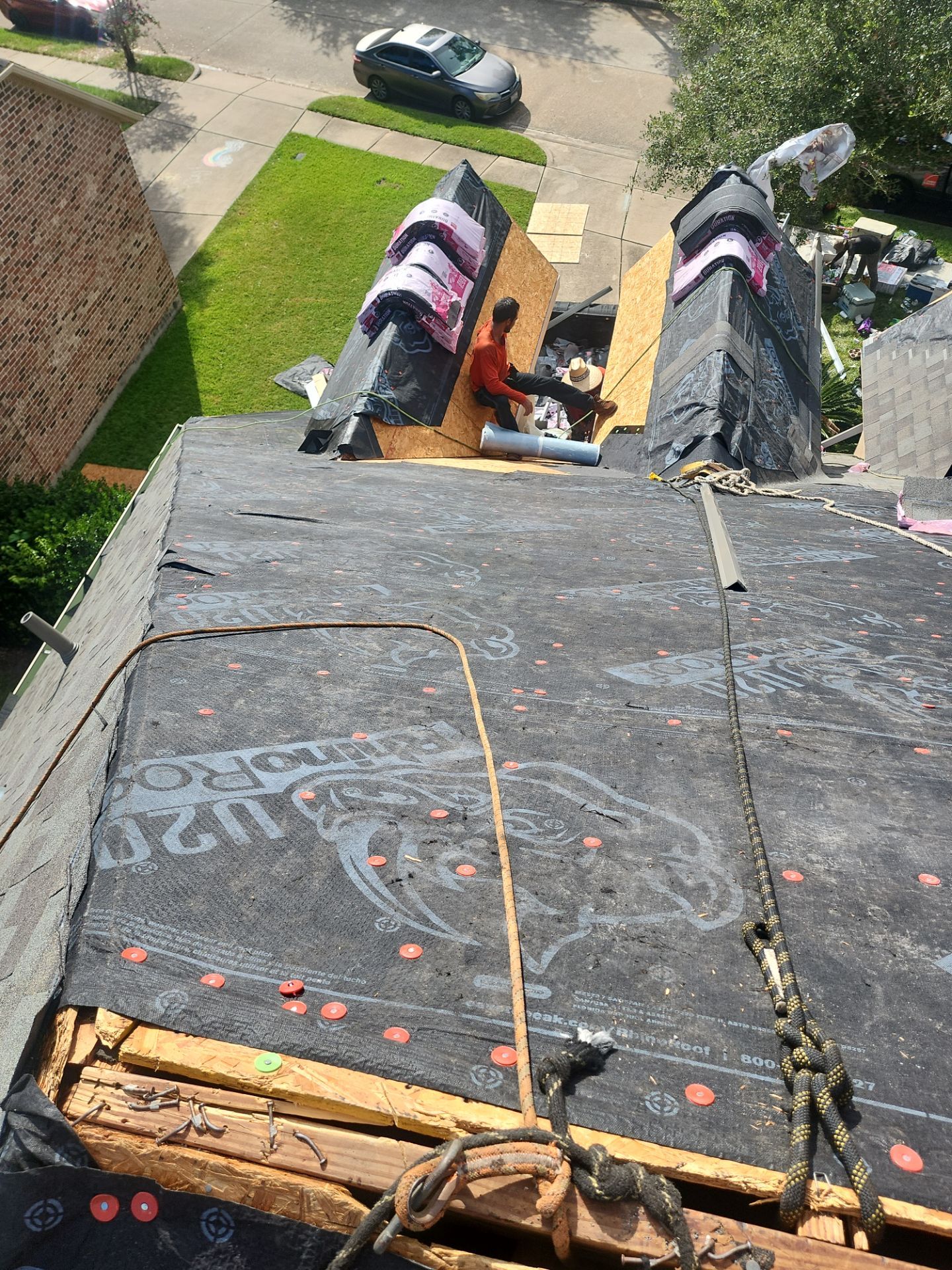 Residential Roofing Installation using Owen's Corning Duration (Lifetime) Shingles by Roof Repair Company