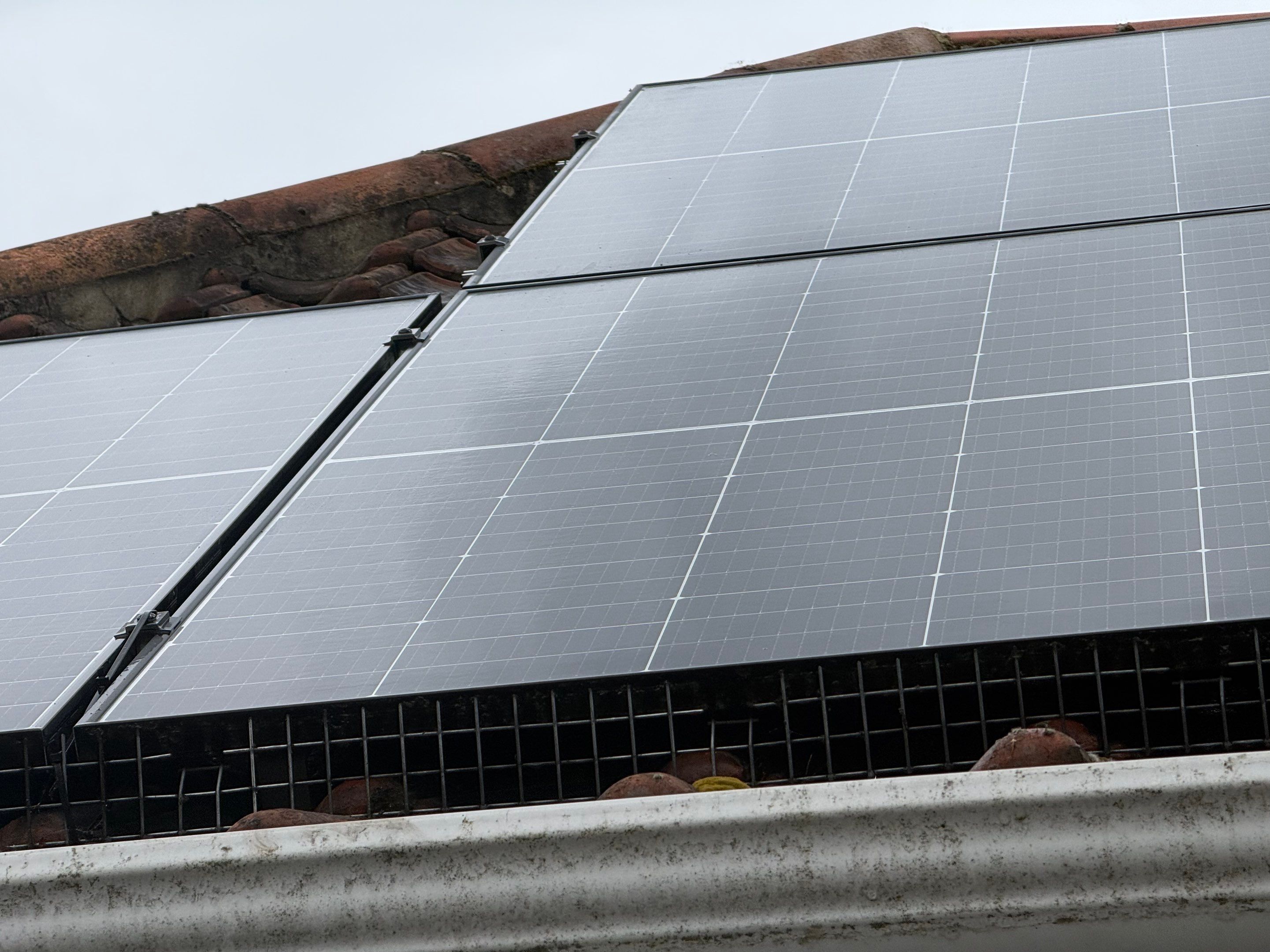 Solar Panel Cleaning Ewell by Ges Exterior Cleaning ltd