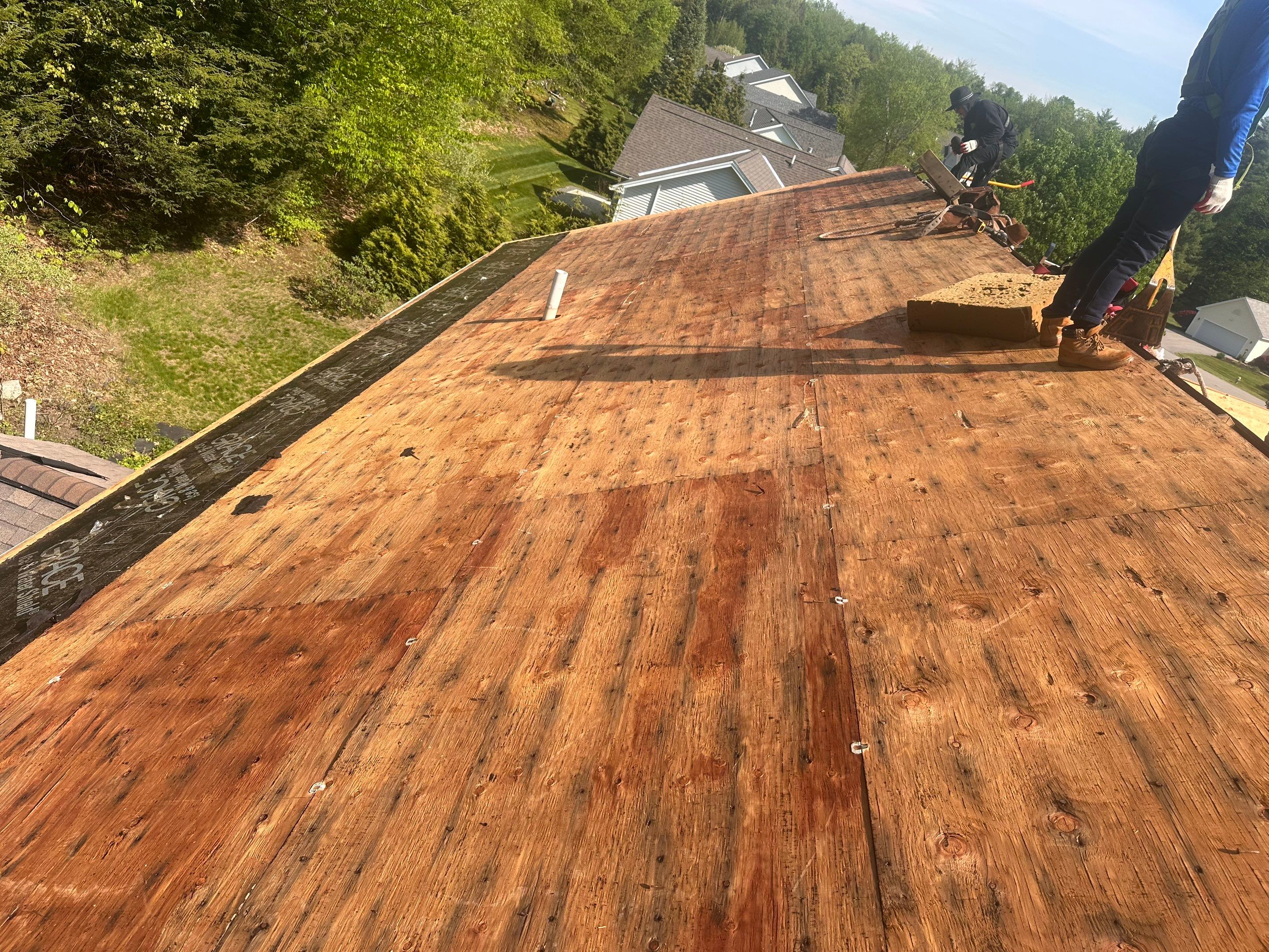 Owens Corning Shingle Roof Replacement and Decking in Keene, NH by Tall pine roofing