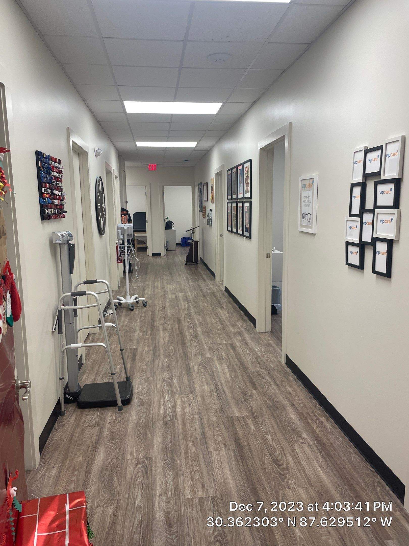 Interior Design Support Portfolio by Hangman Mounting & Installation 