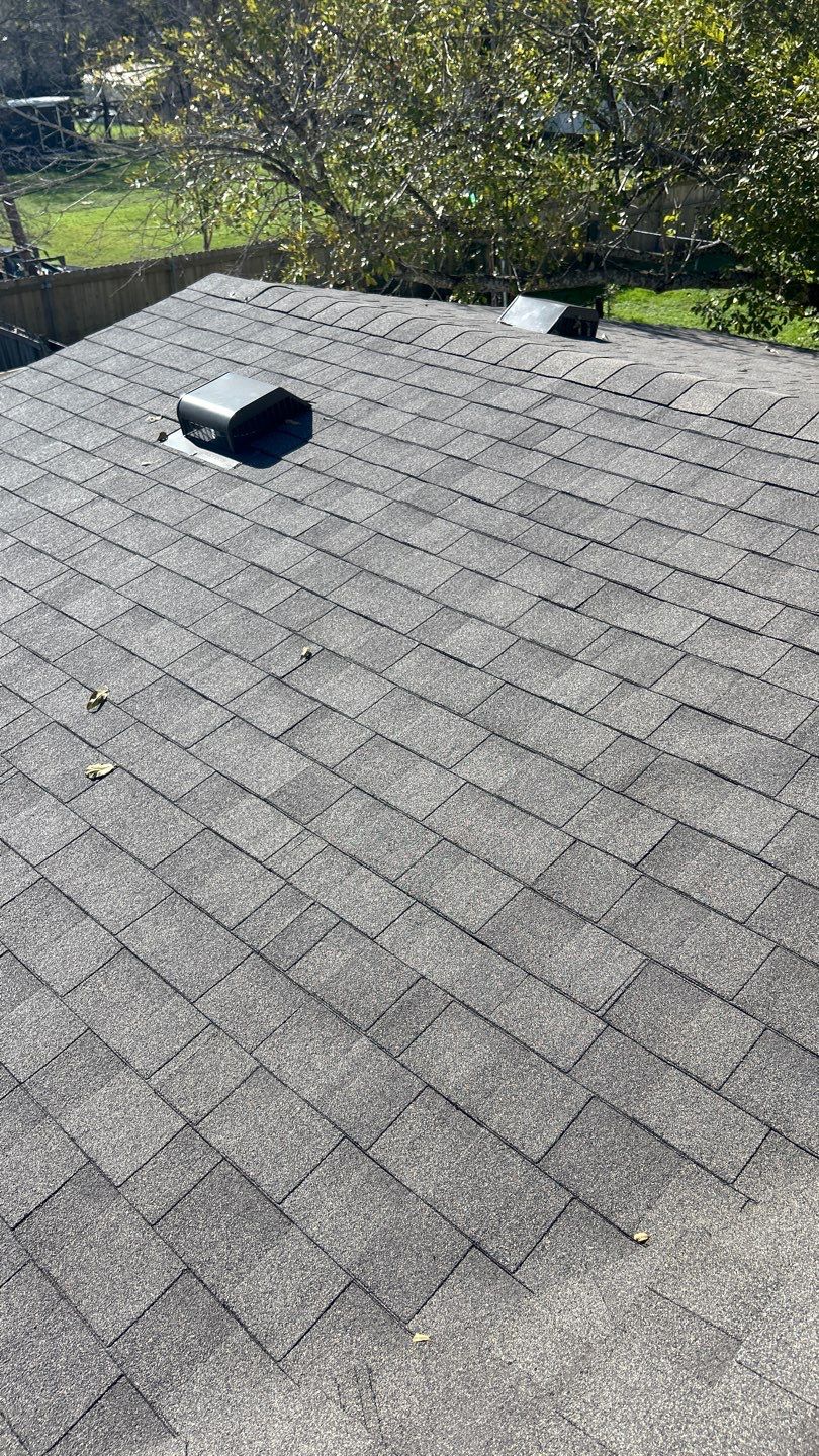 Weathered Wood - Iko Cambridge by RoofsOnly.com