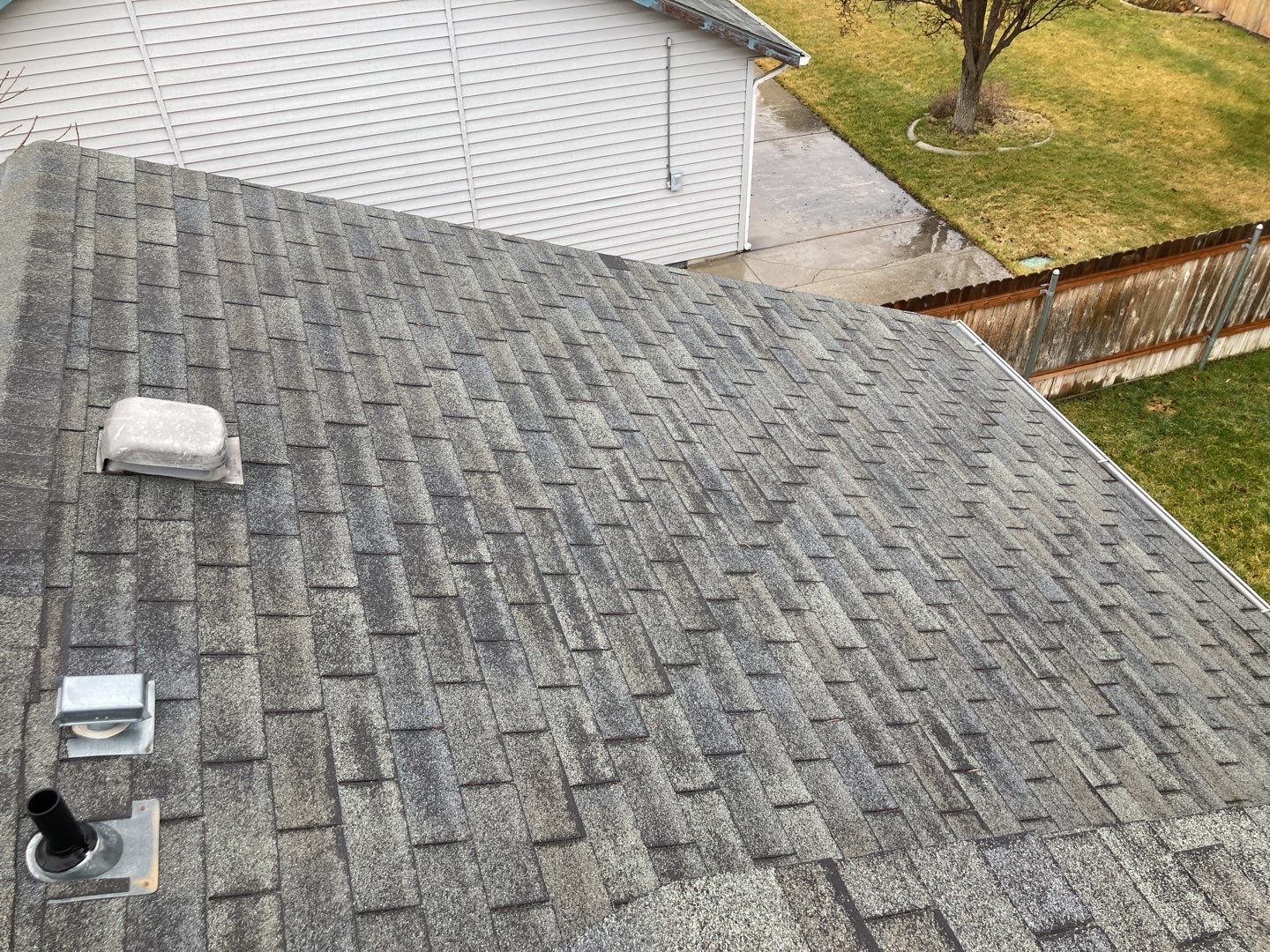 Meridian Idaho Single Level Residential Roofing Installation using Owens Corning by ID Roofing LLC