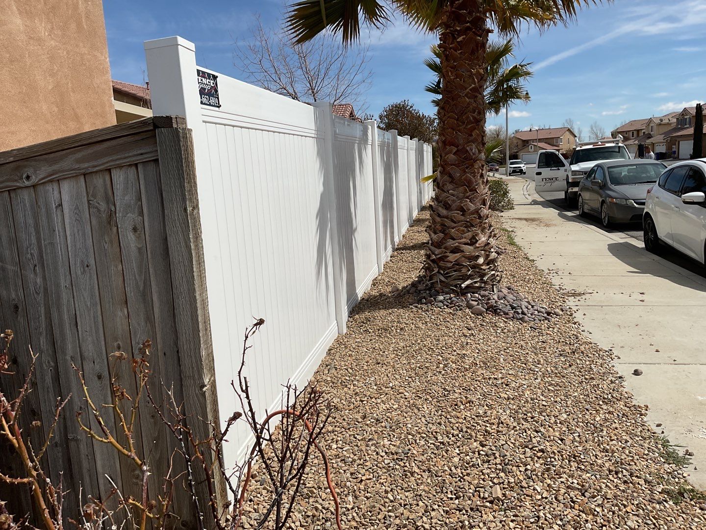 White Vinyl by Fence Guys Inc. 