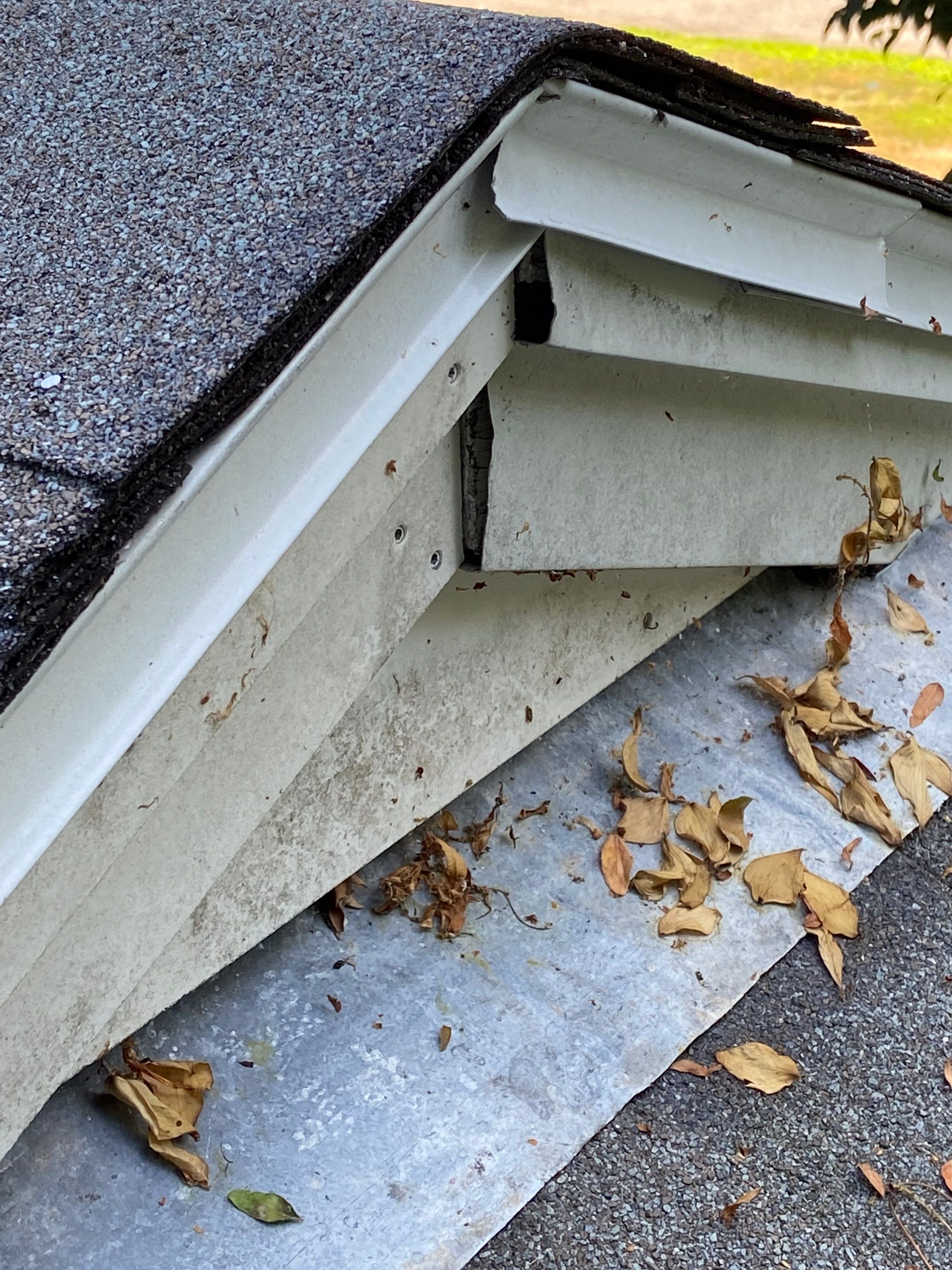 Residential Roofing Installation using Owens Corning TruDefinition by Sensible Home Solutions