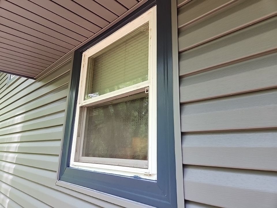 Siding Installation and Roof install with OC Oakridge by EEC  Windows, Siding & Roofing 