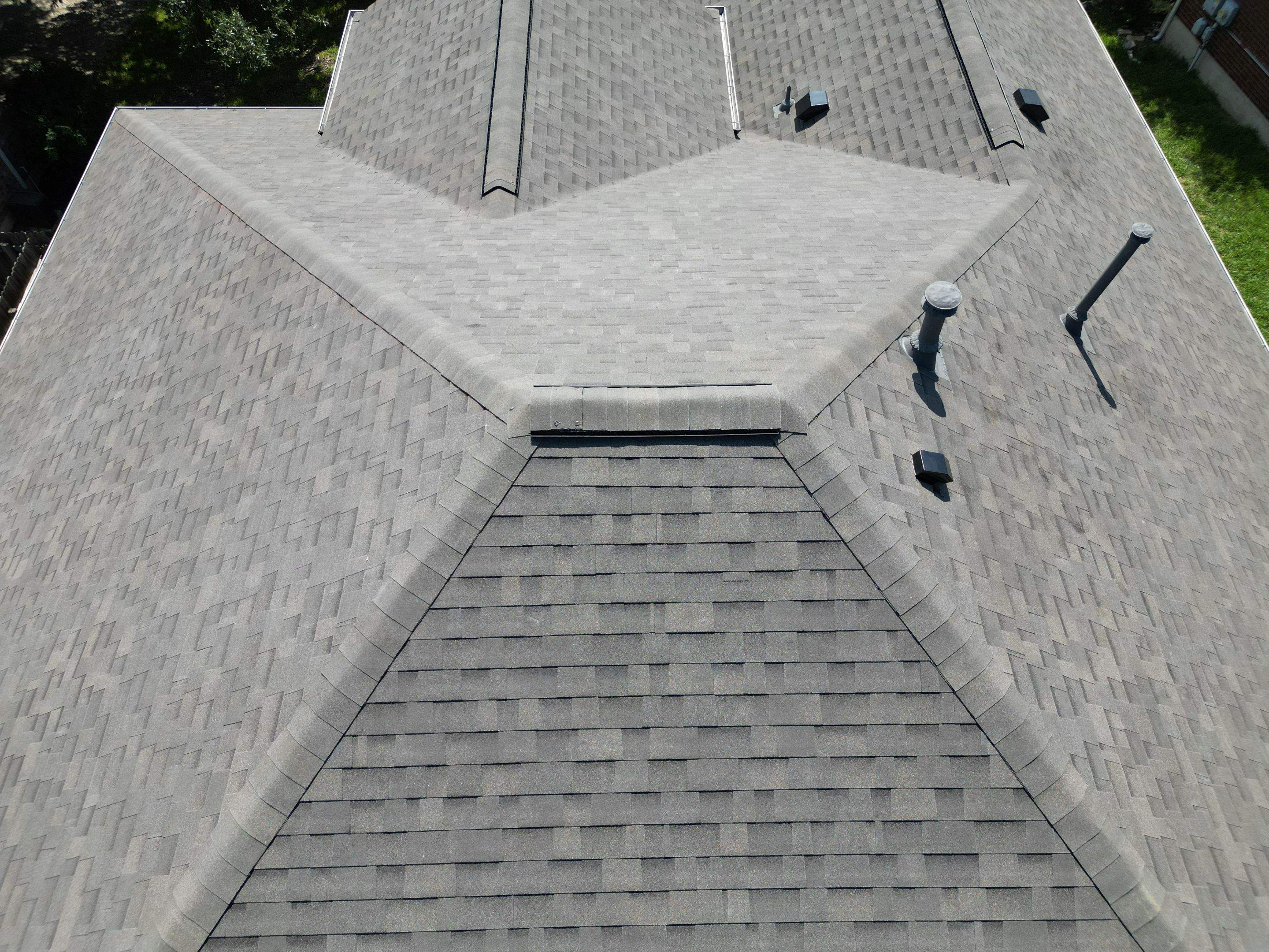 Weathered Wood - Malarkey Highlander by RoofsOnly.com