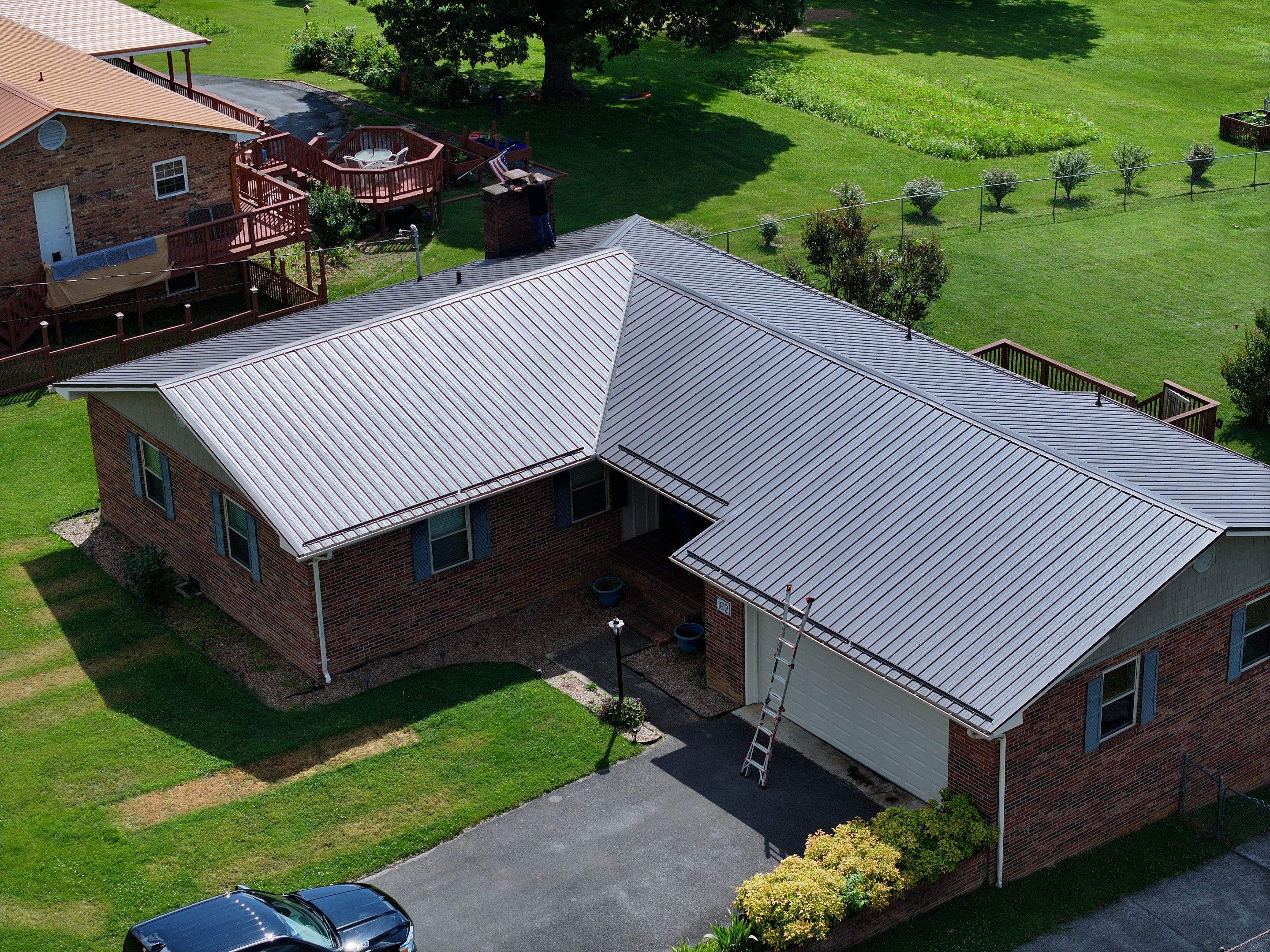 Maximoff Residence by Omnia Roofing