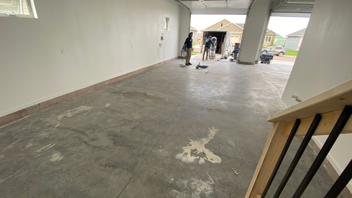 Garage using Domino  by Select Painting, Coatings & Garage Cabinets