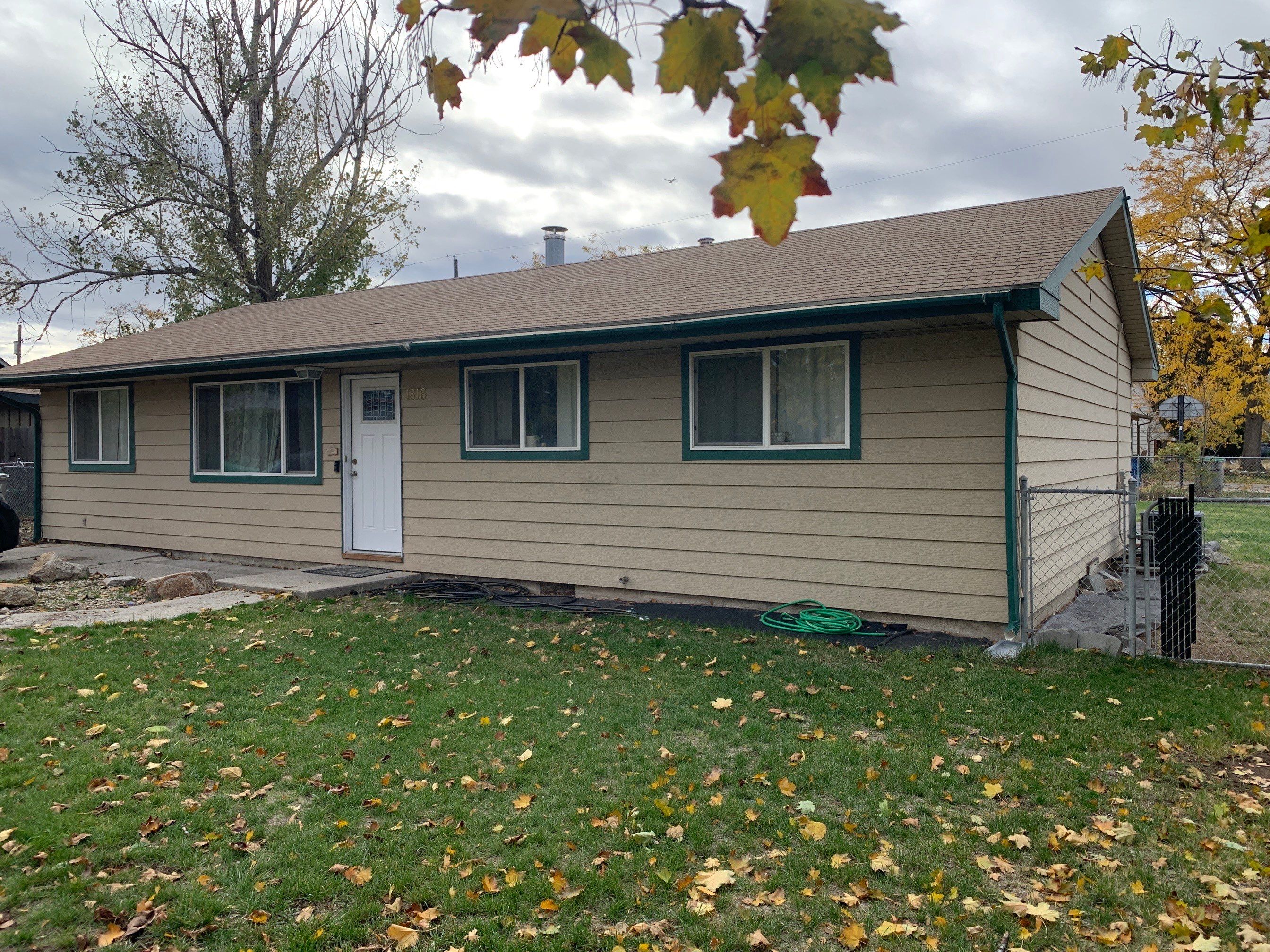 Boise single level roofing installation using Owens Corning Oakridge in Estate Grey by ID Roofing LLC