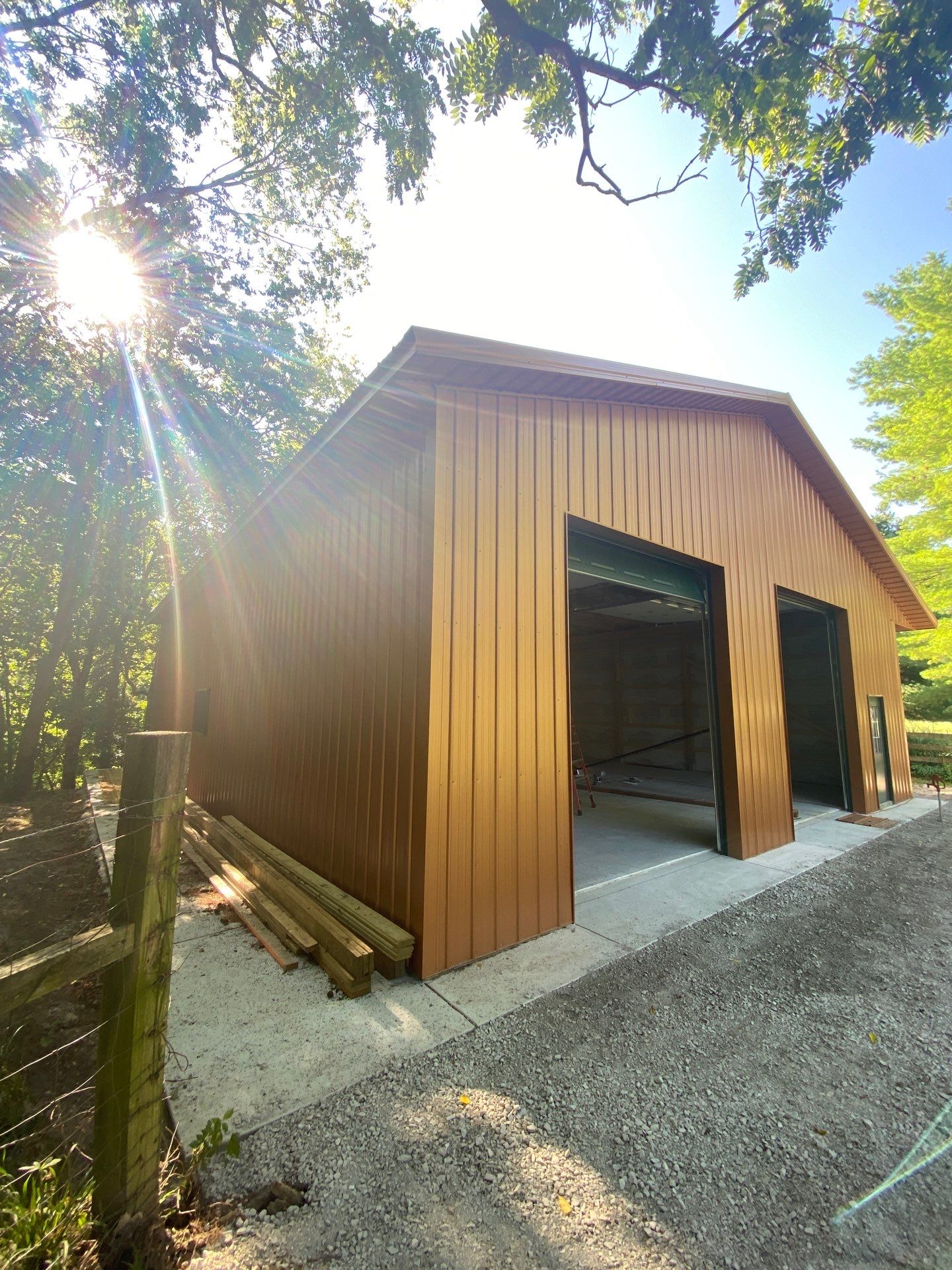 40'x50'x16' Pole Barn Project by The Barn Builders
