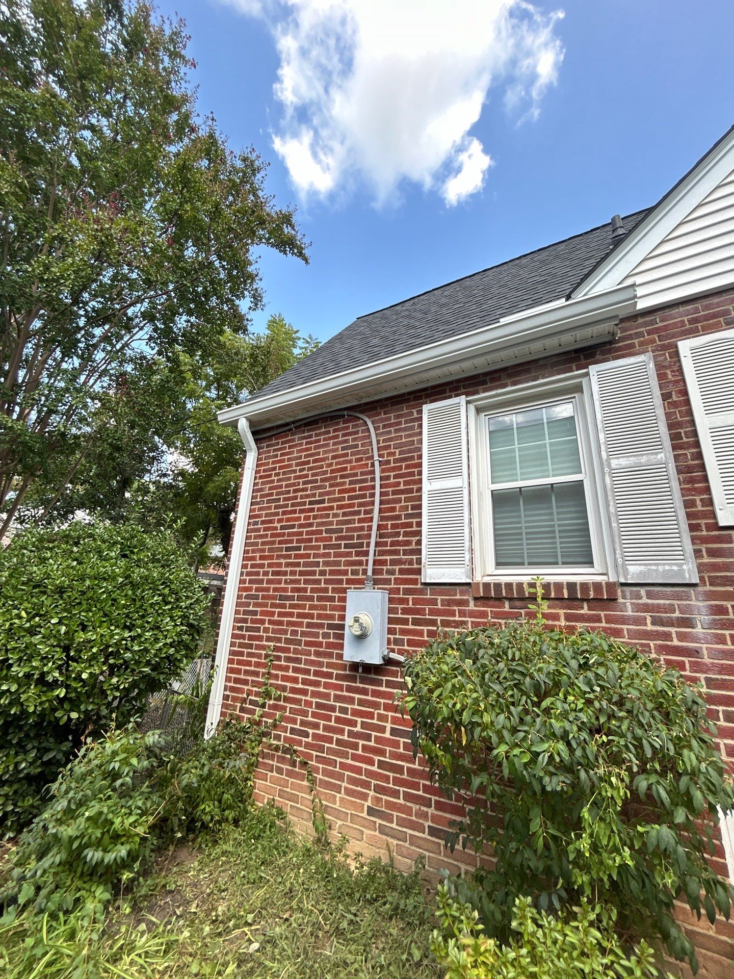 Arlington: Roof Replacement with CertainTeed Landmark Pro Designer Shingles in Max Def Moire Black by RM Banning, Inc.