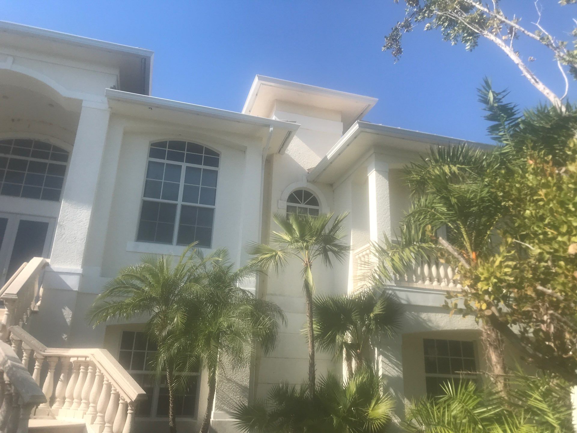 Commercial Gutters for Resorts in Sanibel FL by Gutter Professors