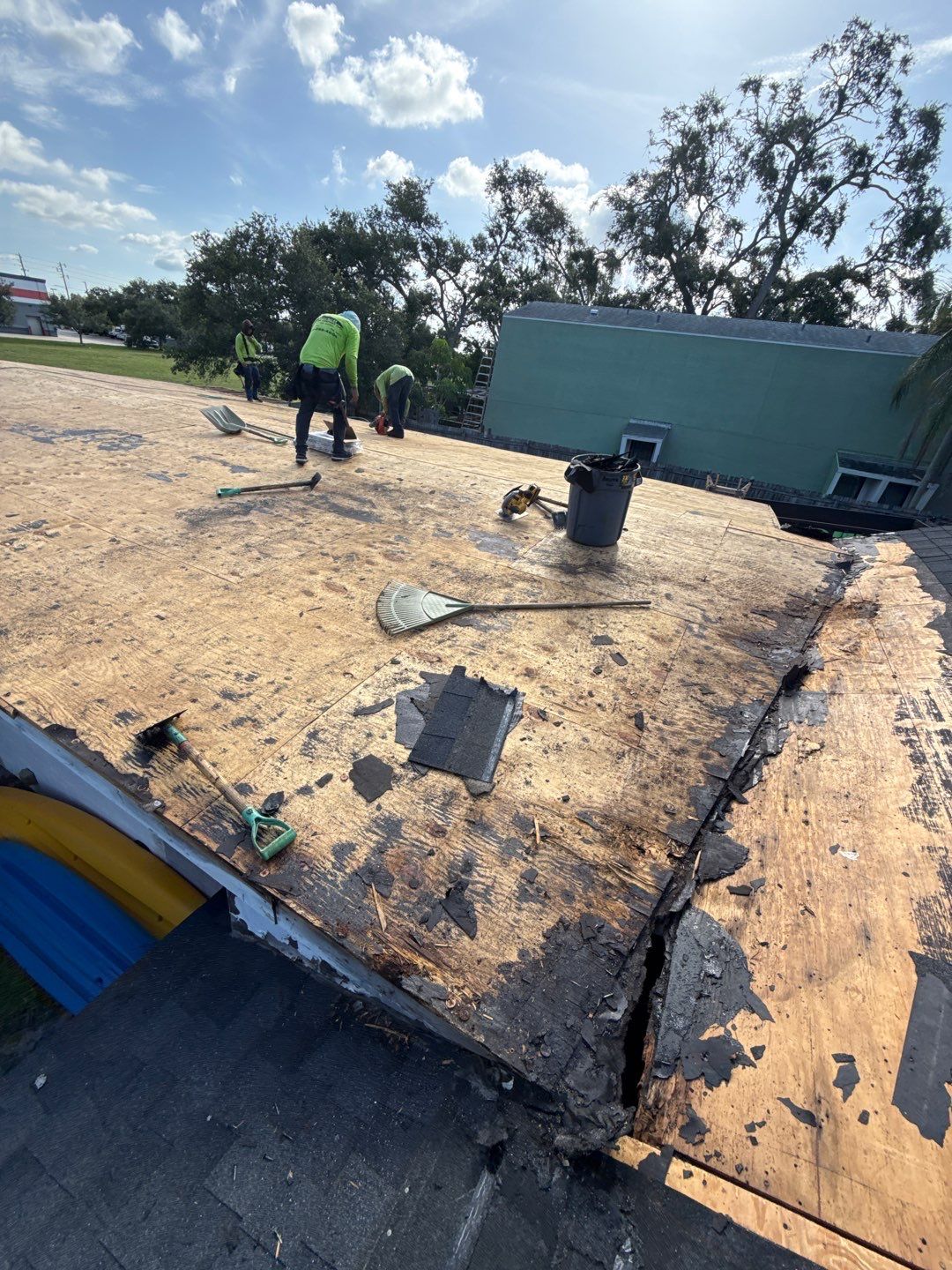 Project in Seminole 33772 by Mitchell Roofing Company LLC 