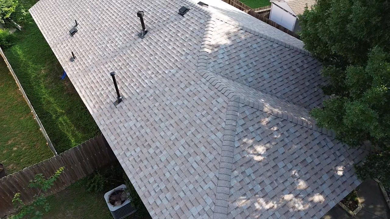 Amber - Owens Corning TruDefinition Duration by RoofsOnly.com