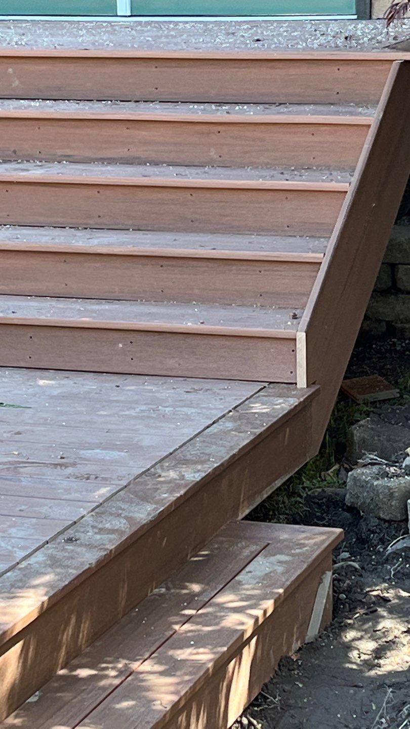 Seattle Decking by Alki deck builders 