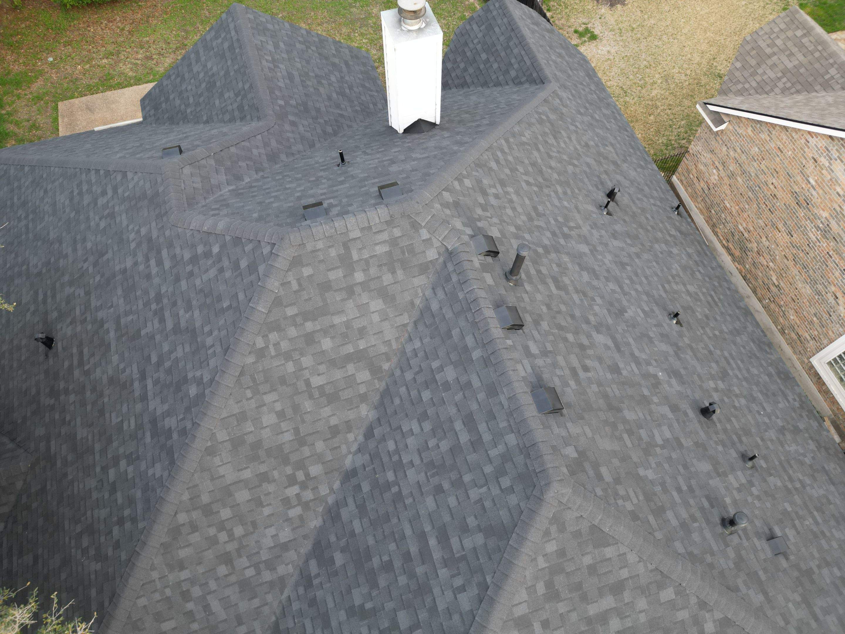 Onyx Black - Owens Corning TruDefinition Duration by RoofsOnly.com