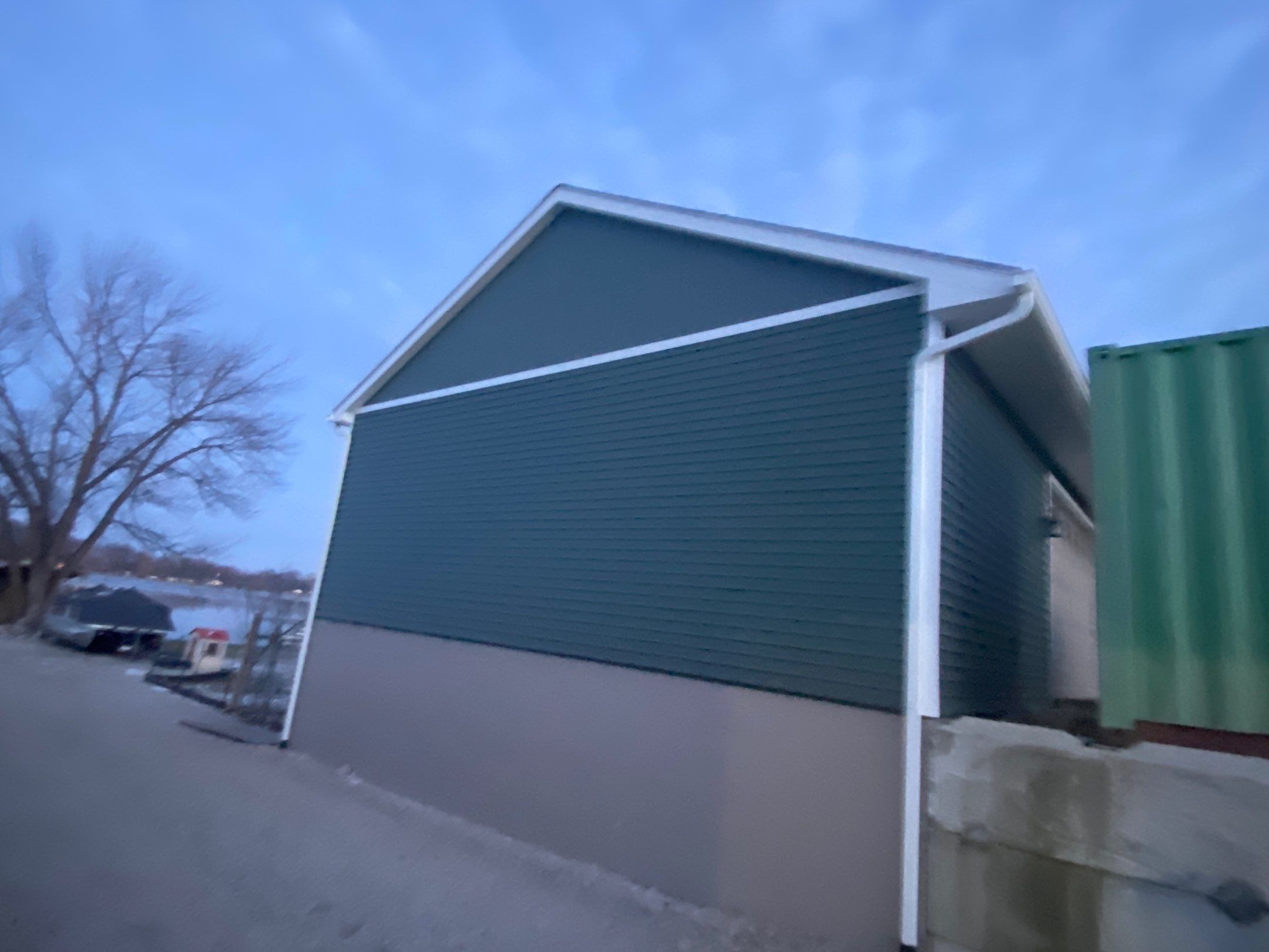 Siding Replacement using CertainTeed Restoration Classis D4 by 180 Contractors