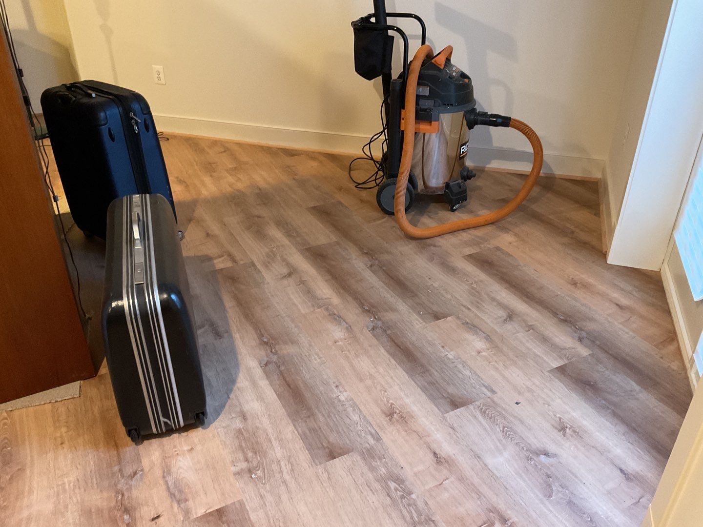 Flooring Installation using Laminate floors Installtion  by Alpha Design Services