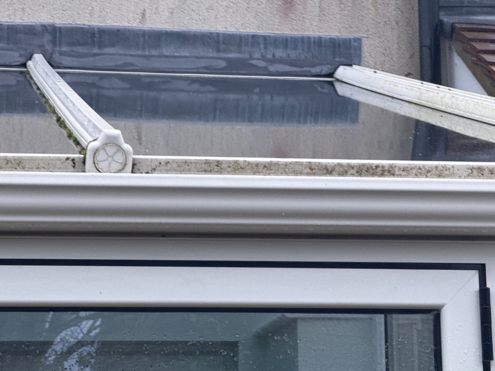 Render Cleaning by Ges Exterior Cleaning ltd