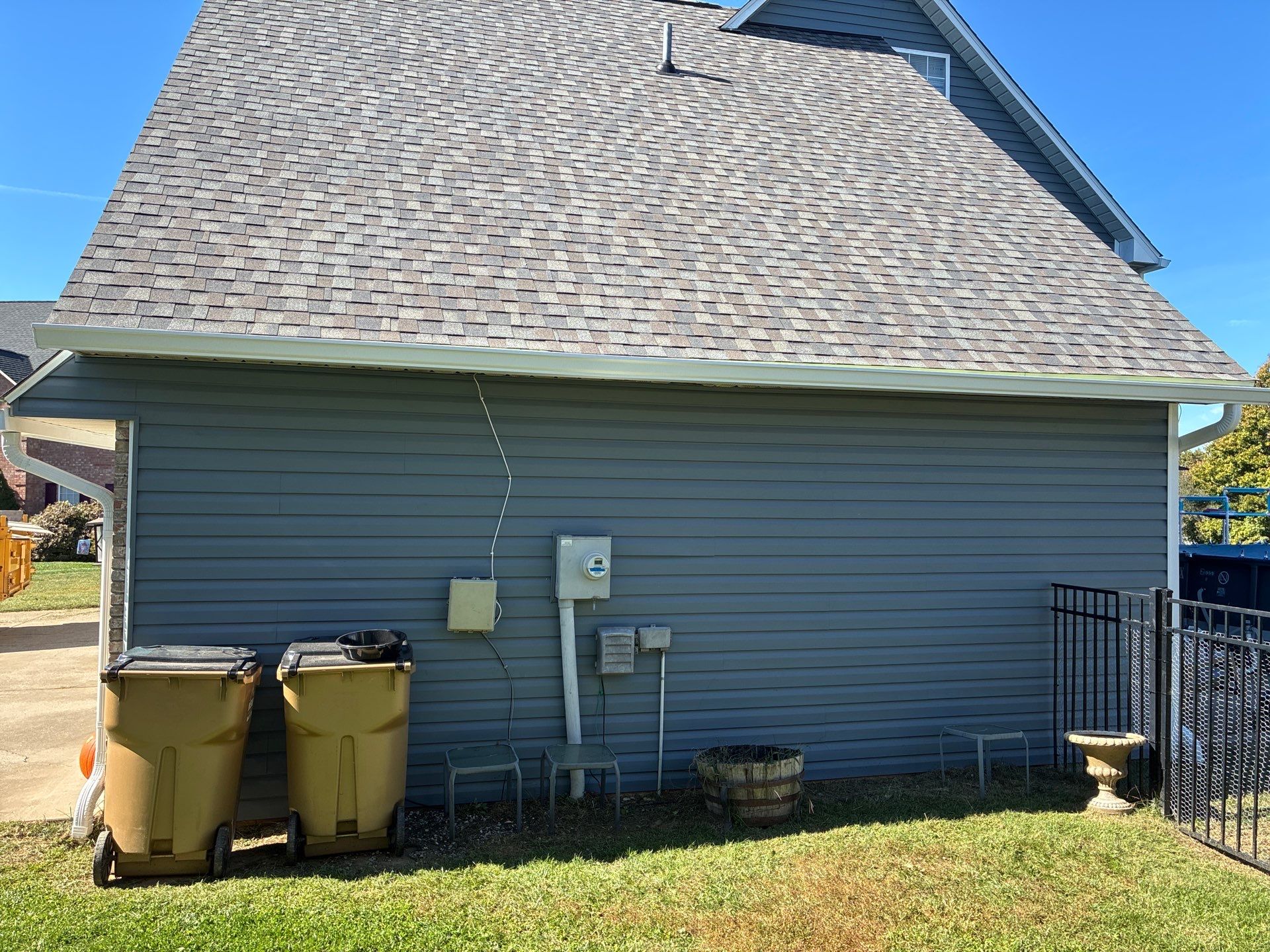 Land Mark Pro, LP Smartside, and Harbor Mill Vinyl Shake Siding by Fahey Roofing + Contracting
