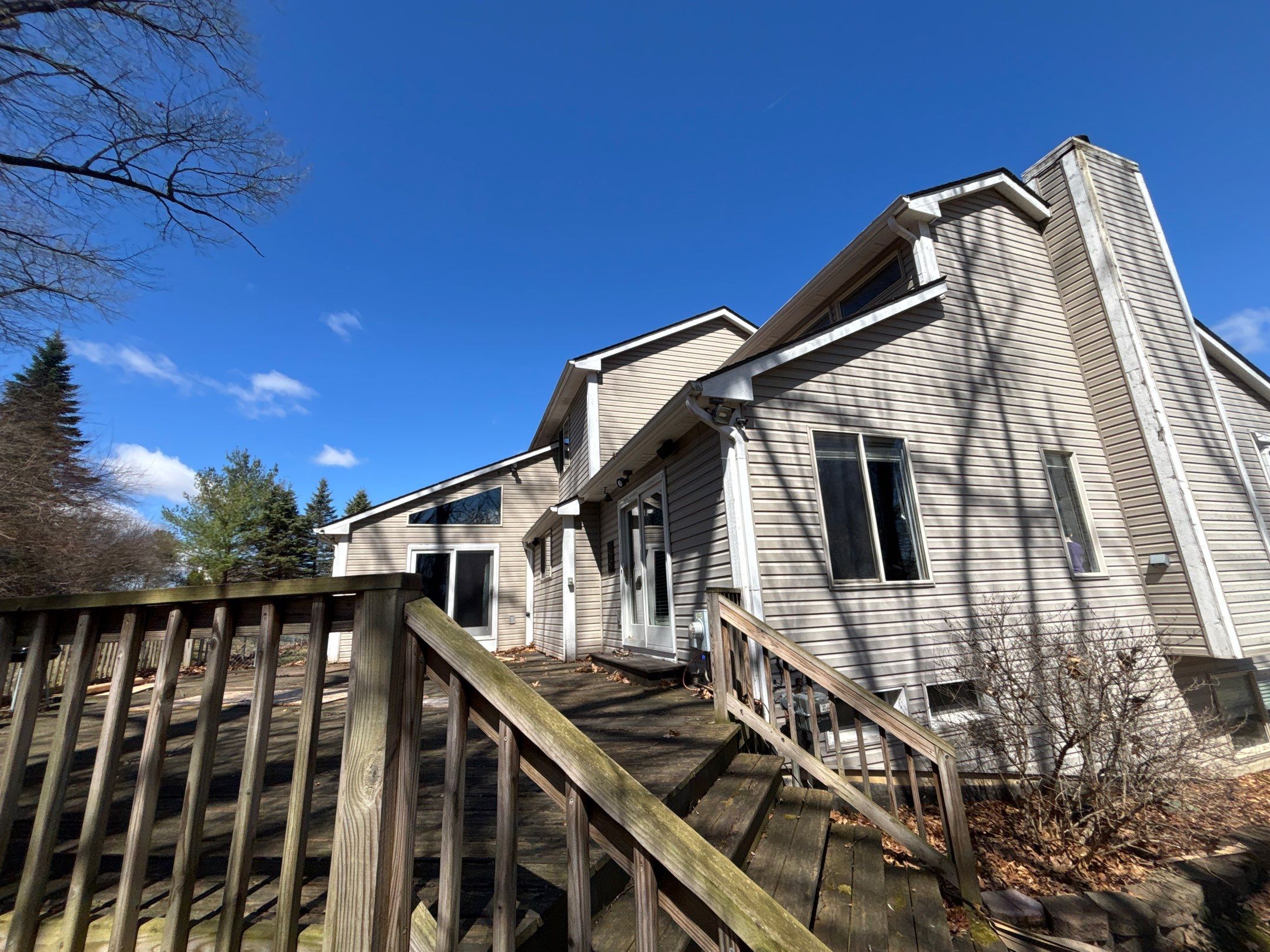 Roof Replacement using Malarkey Vista Brilliant Black by 180 Contractors