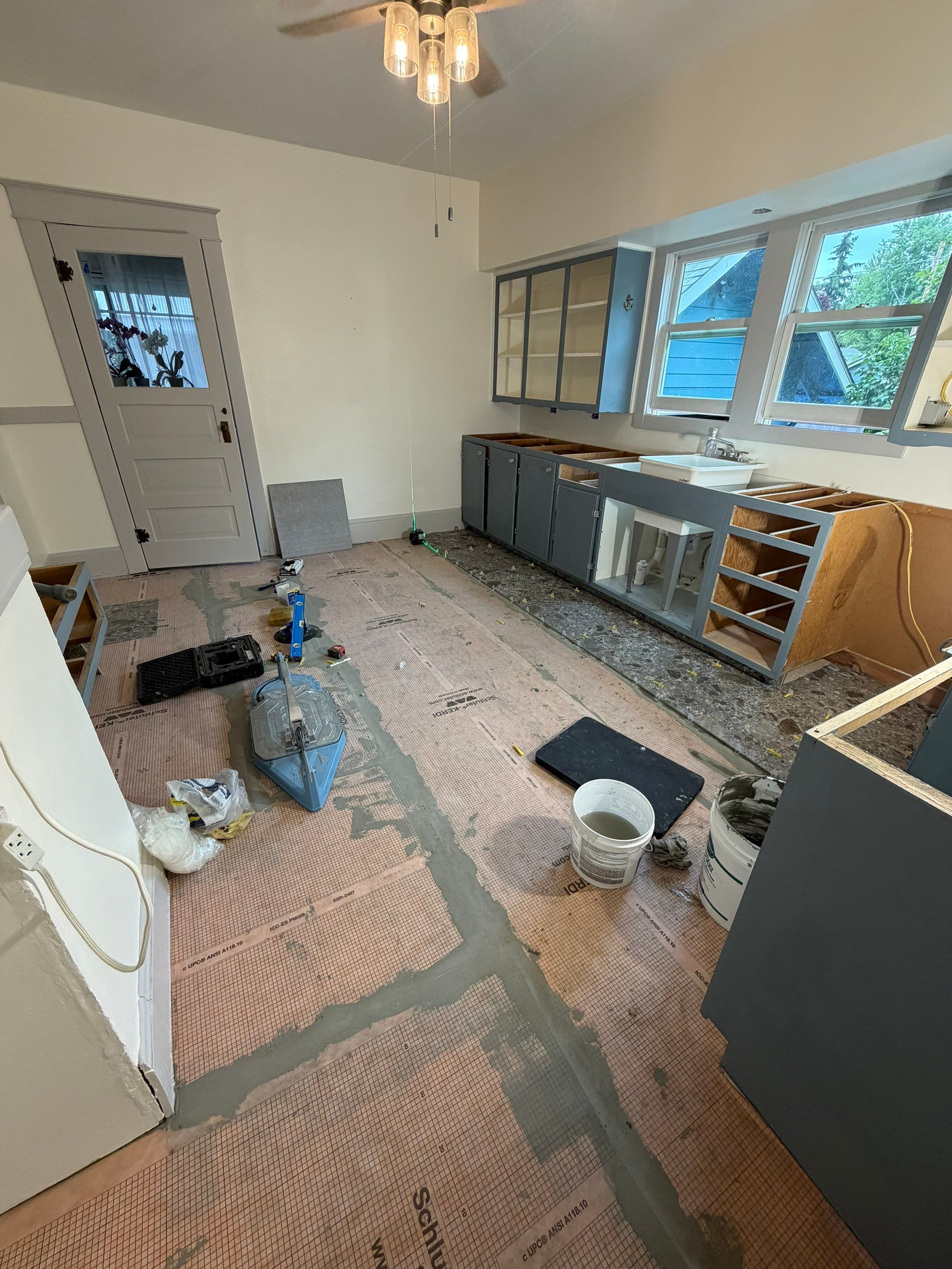Kitchen Remodel by Handyman State LLC
