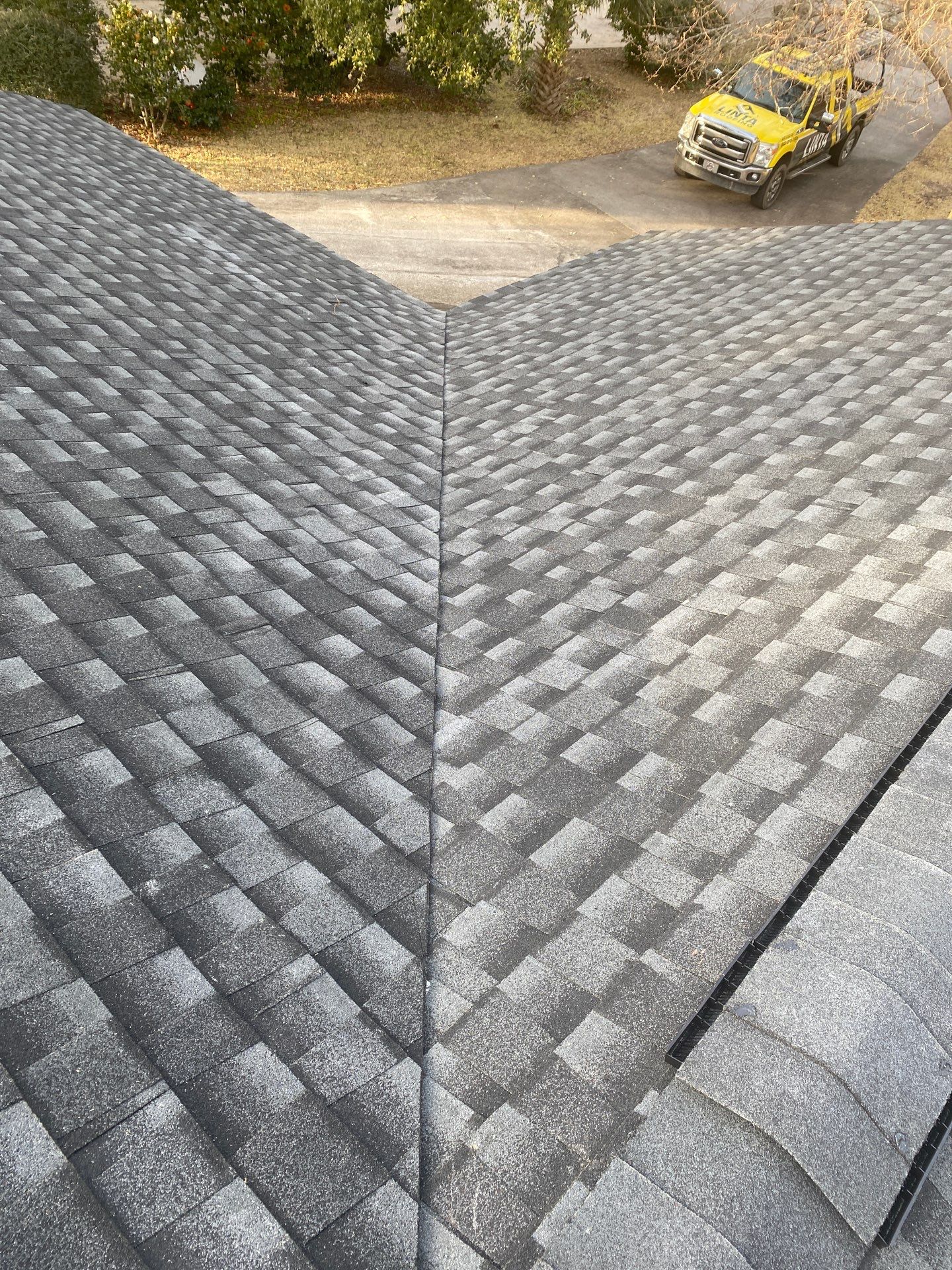 GAF UHDZ - Charcoal by Linta Roofing