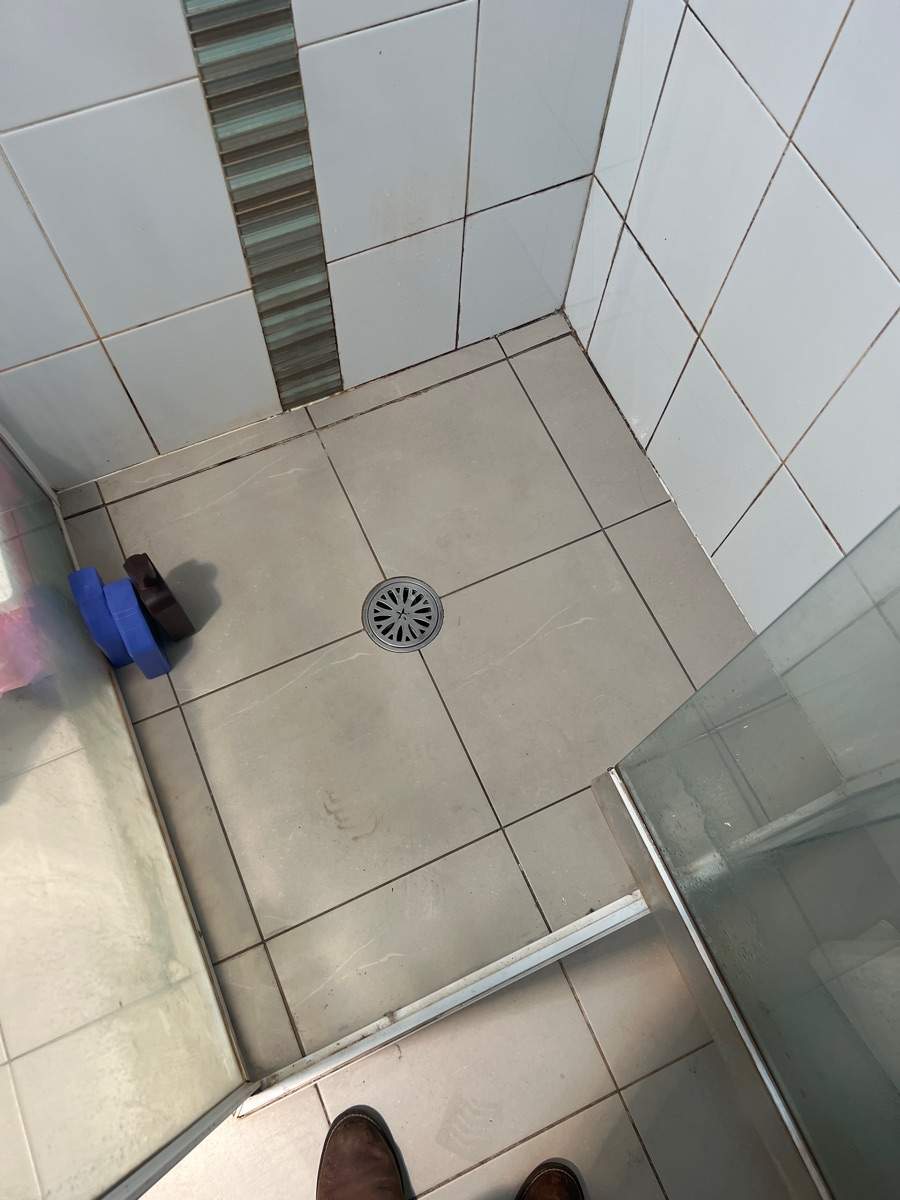 Re-seal & Re-grout by Re-seal Bathrooms
