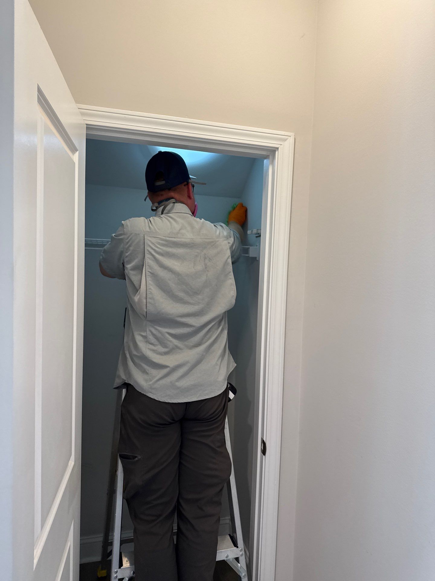 Severe Indoor Air Mold Issues by Home Disaster Medics