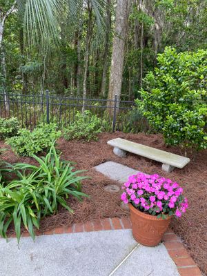Deerwood Resident | Pine Straw Installation