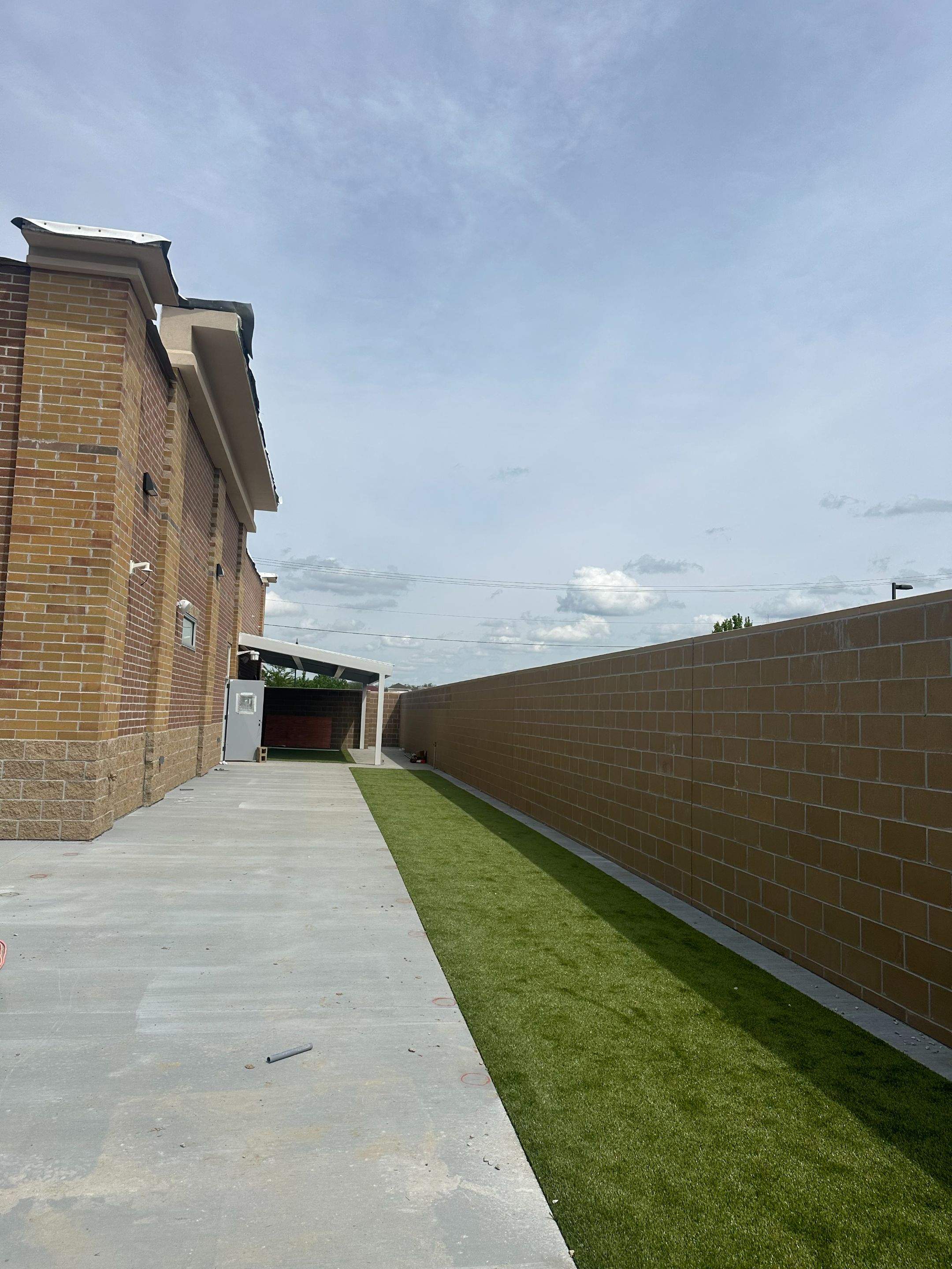 PetSuites in Westfield K9Grass by ForeverLawn NEIN/INDY