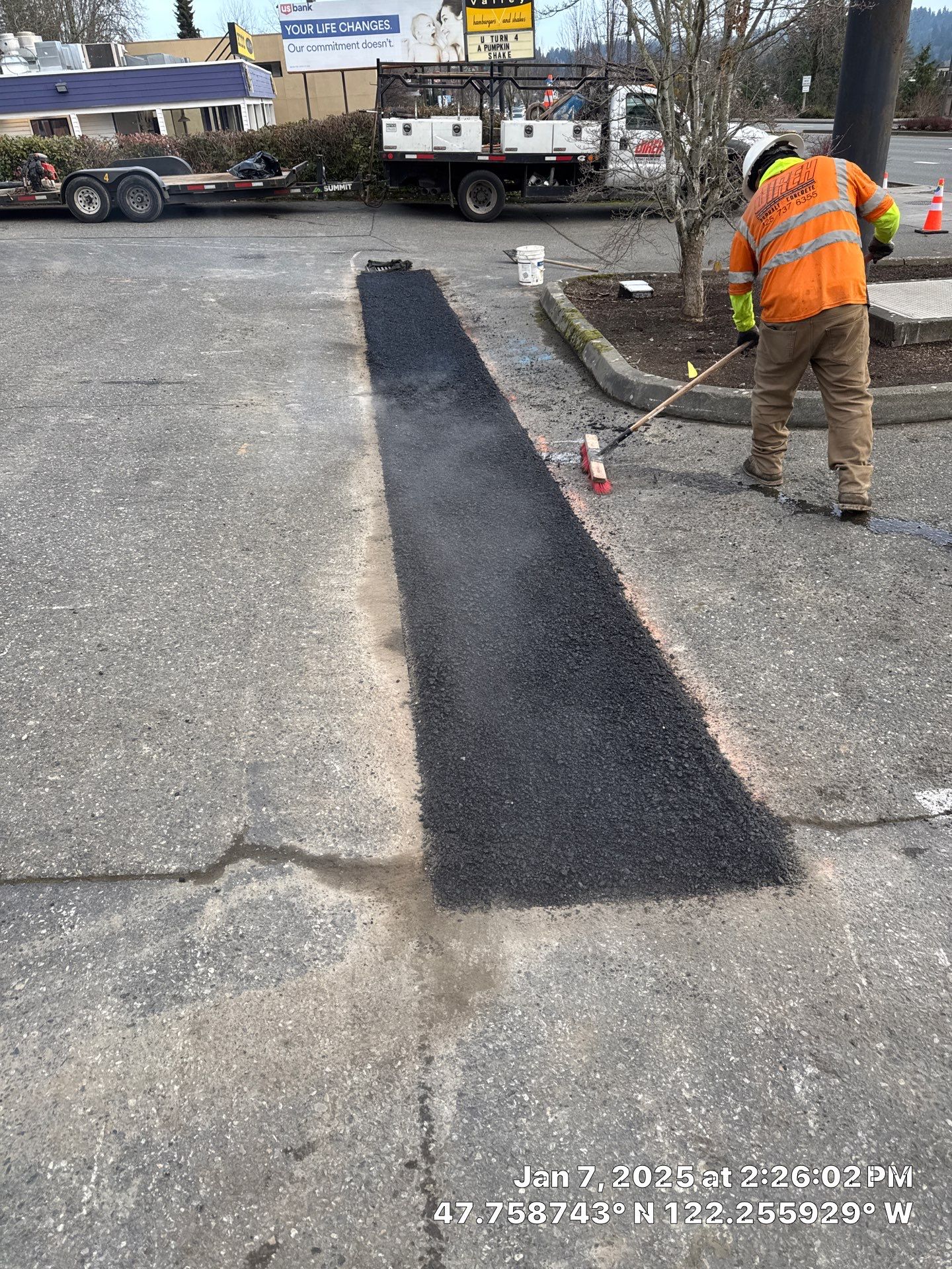 Asphalt Patch Repairs & Sealcoating | Kenmore   by Jireh Asphalt & Concrete Inc 