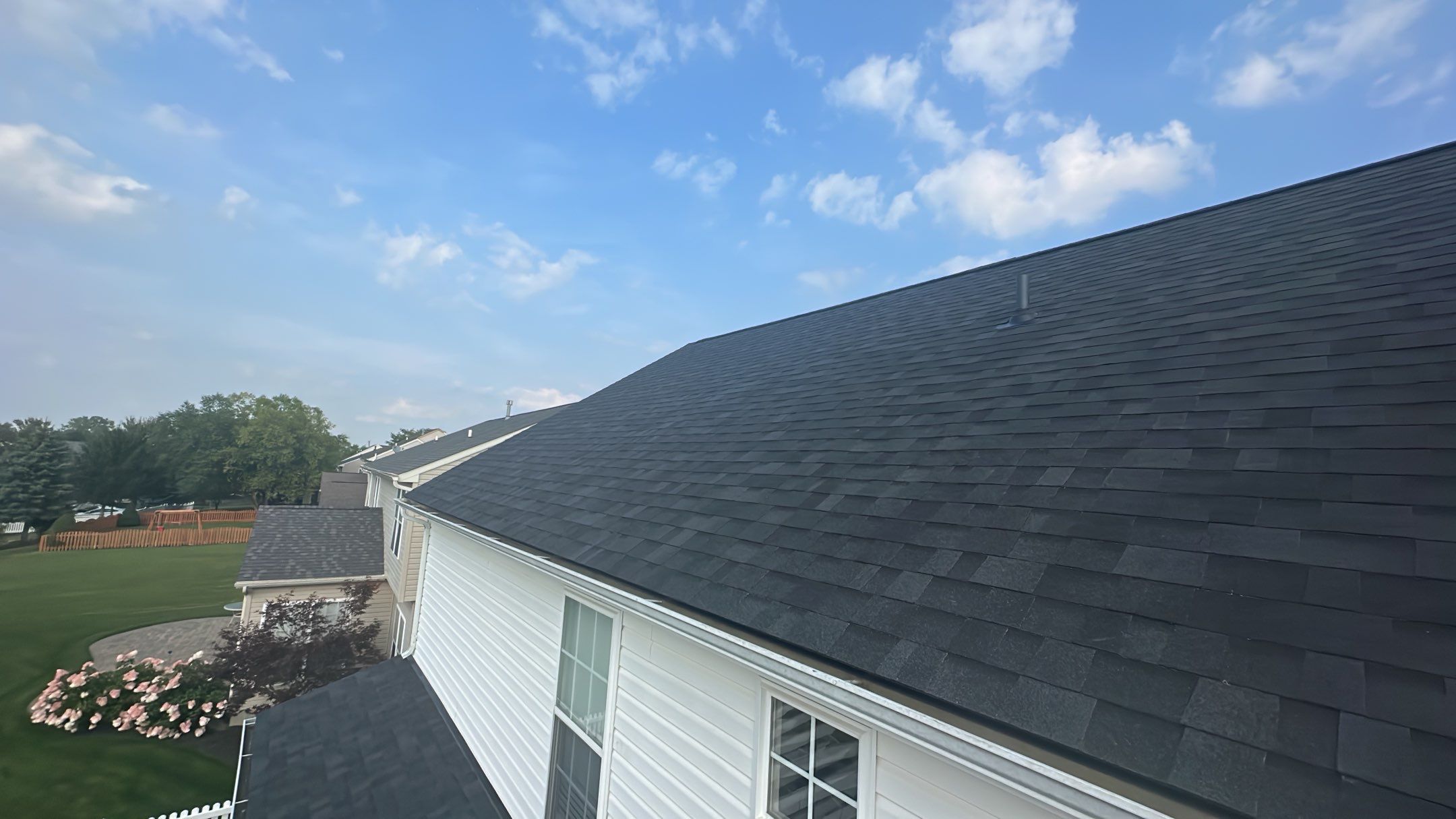 roof replacement using Onyx Black Durations by WIW Enterprises Inc