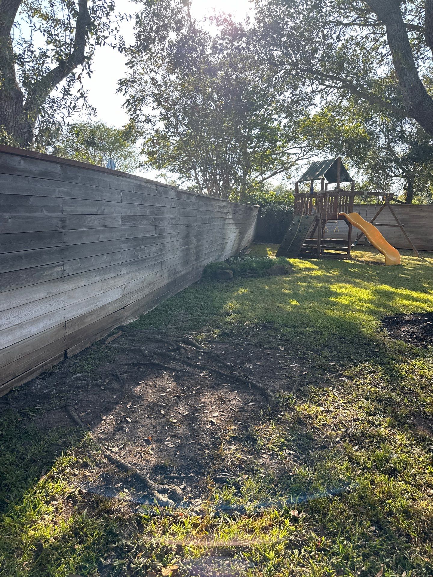 Fence Installation using Premium horizontal WRC by Tim's Fences