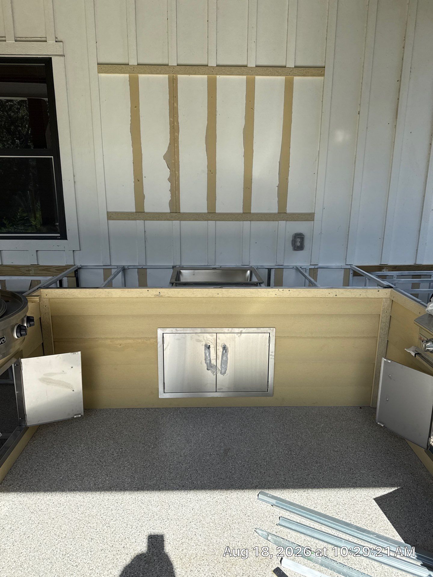 Custom Outdoor Kitchen and Grill Installation in Navasota by 4L Contracting LLC