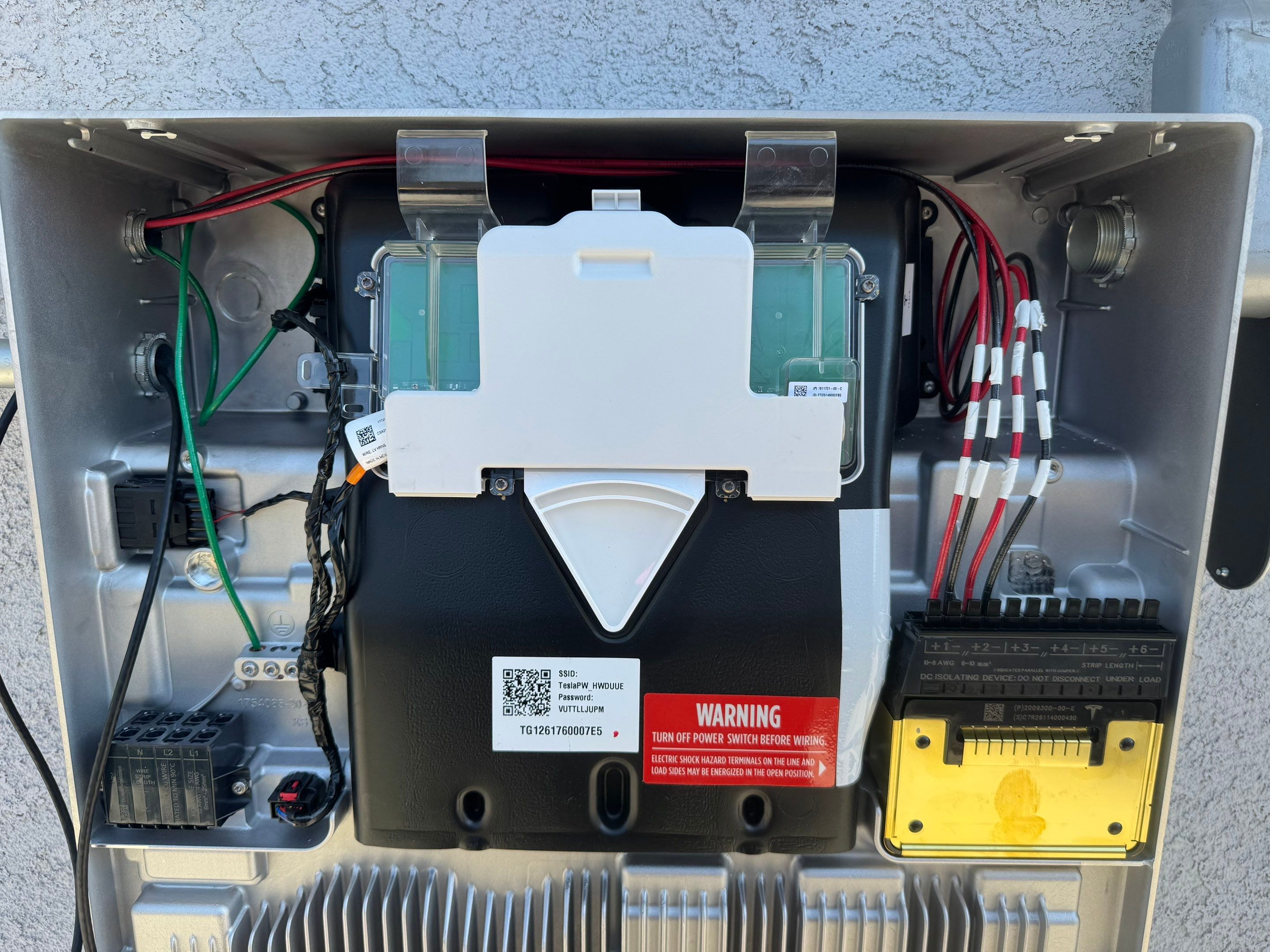 Residential Solar Array and Dual Tesla Powerwall Storage in Corona by VIBE SOLAR