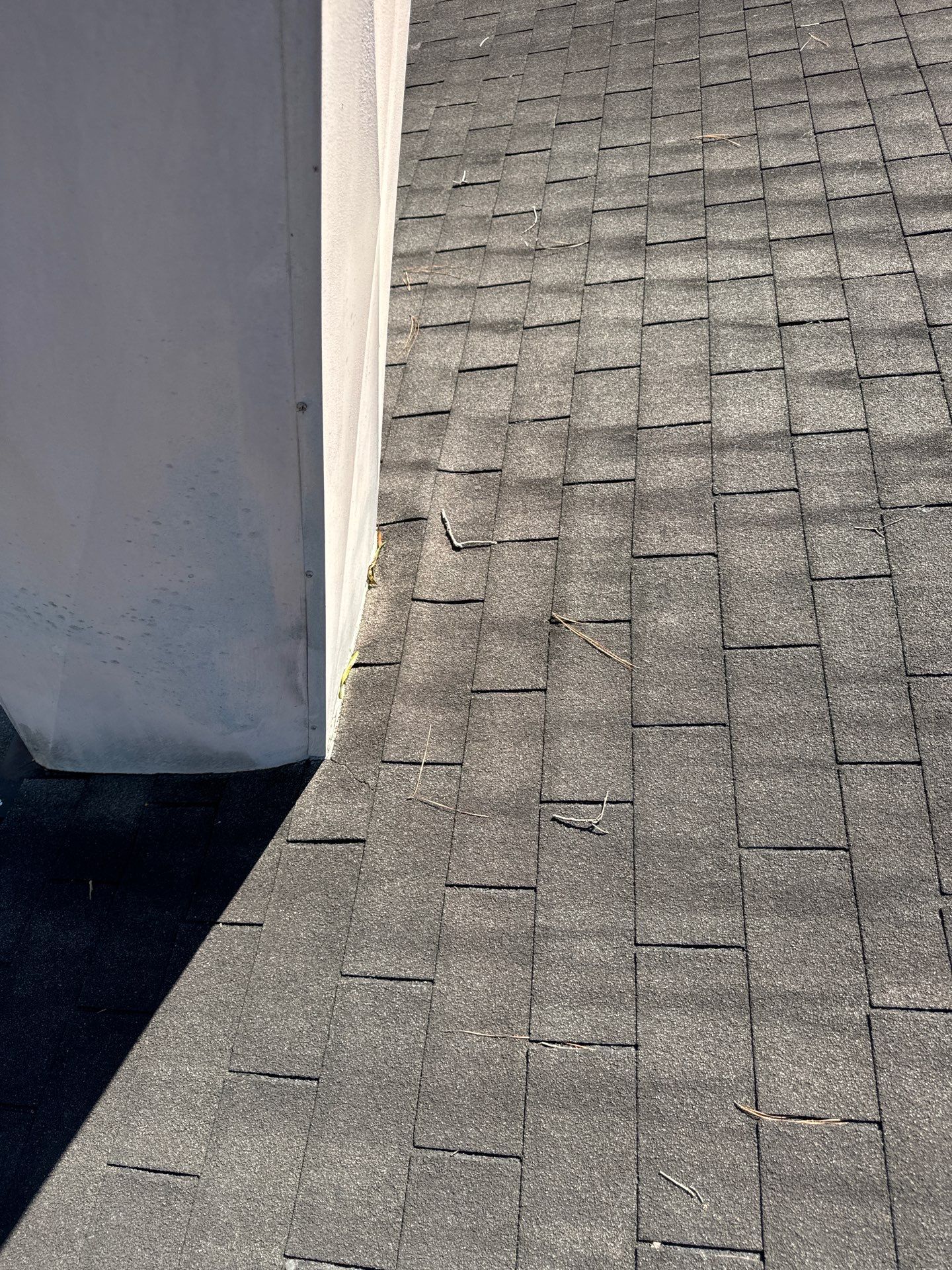 Channelview Roof Installation using Atlas Pinnacle Pristine by Modern BYLT Roofing & Construction