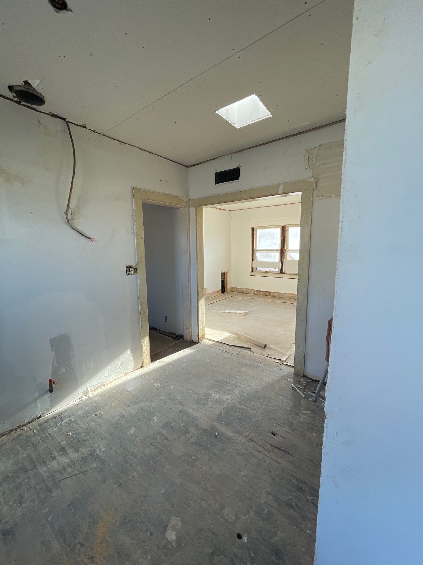 From Drab to Fab: A Spectacular Home Renovation by Castro Brothers Solutions