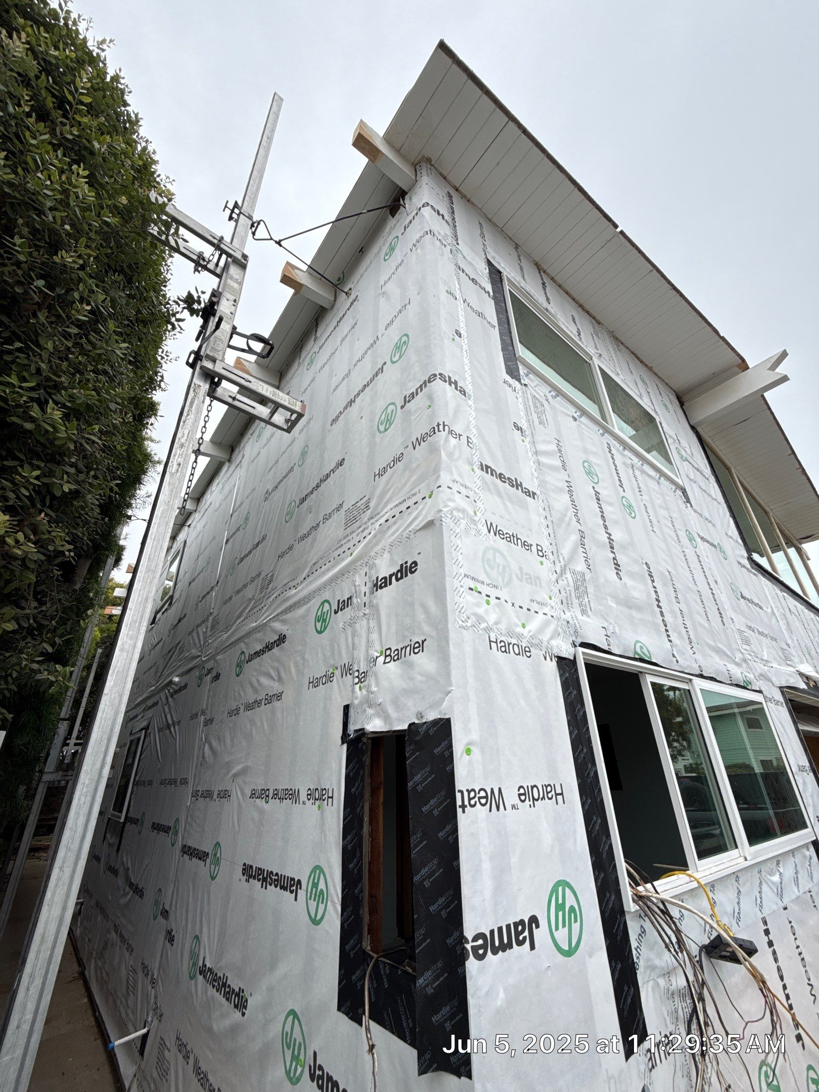 James Hardie prime V-grove by New Era Siding Inc 