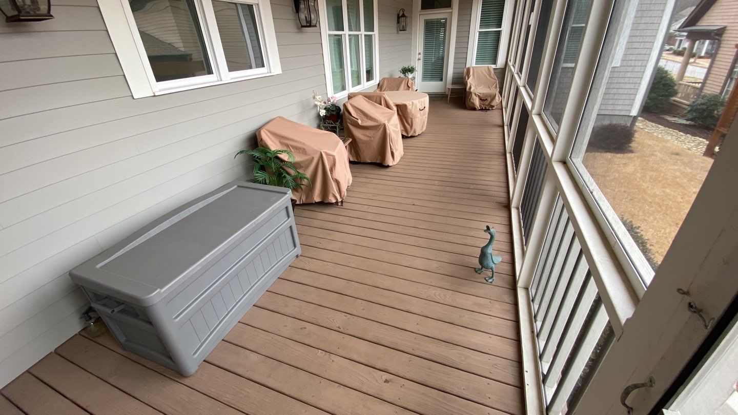 Coated Deck using Wood Sealant by DuraSeal