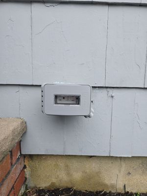 Exterior Meter, Service Entrance & Disconnect Installation
