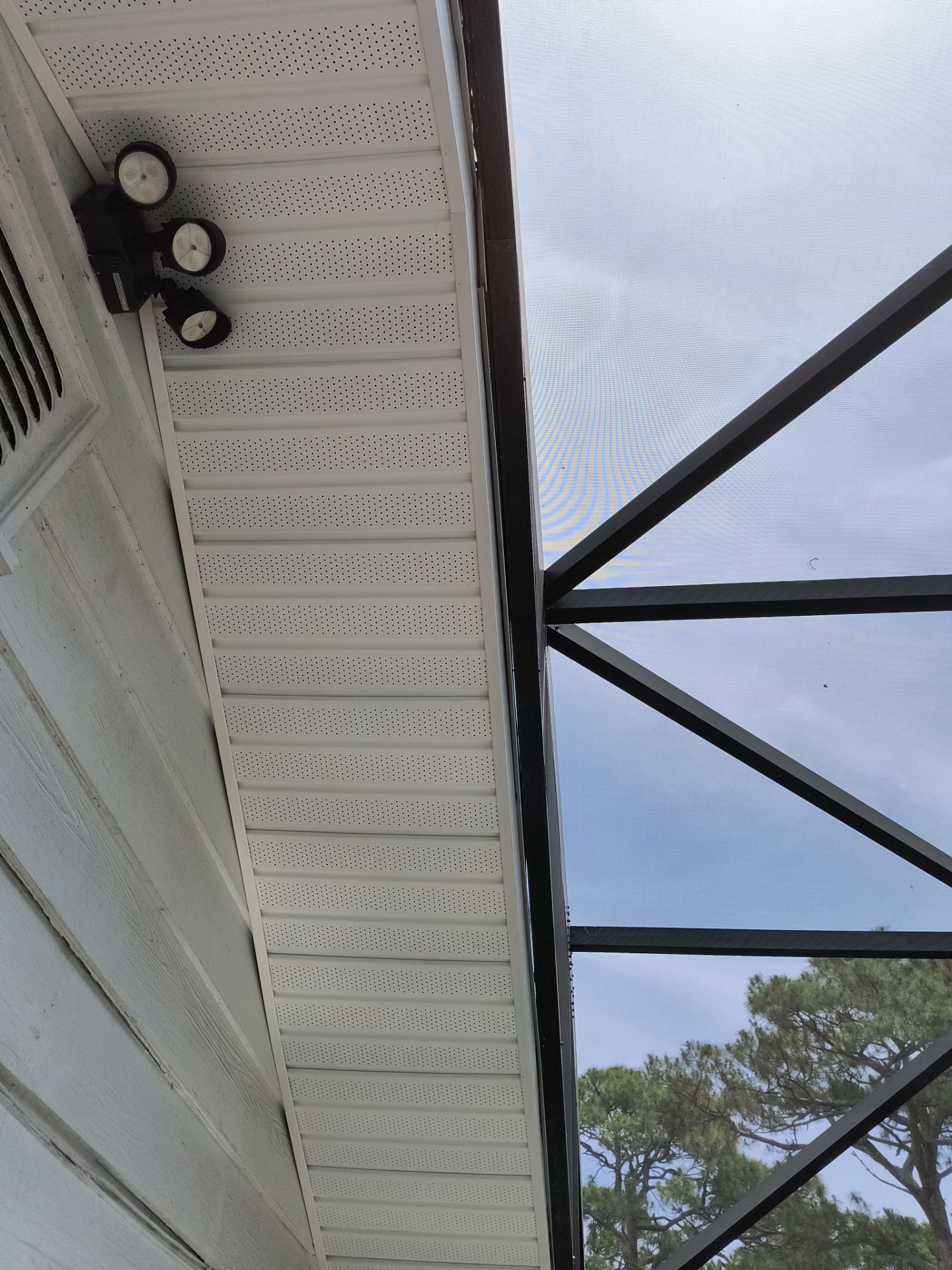 Soffit and Fascia Installation in Sarasota FL by Gutter Professors